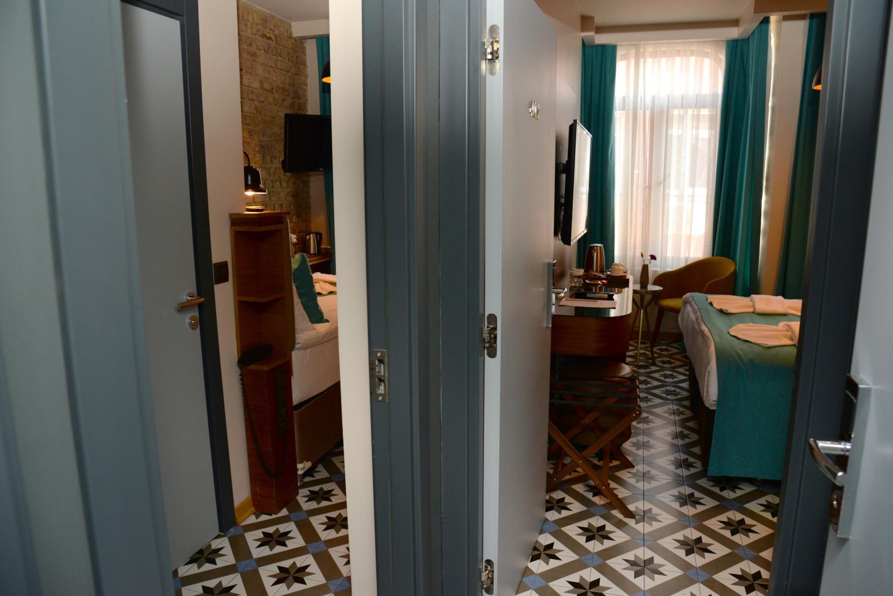 Two Connecting Double Rooms photo 1