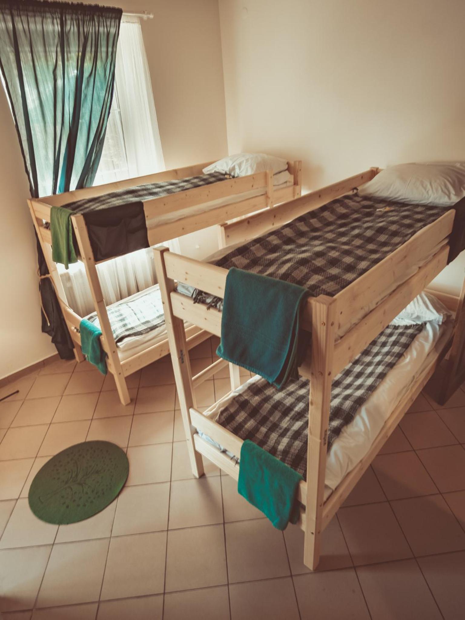 Family Room with Private Bathroom (4 Adults) photo 1