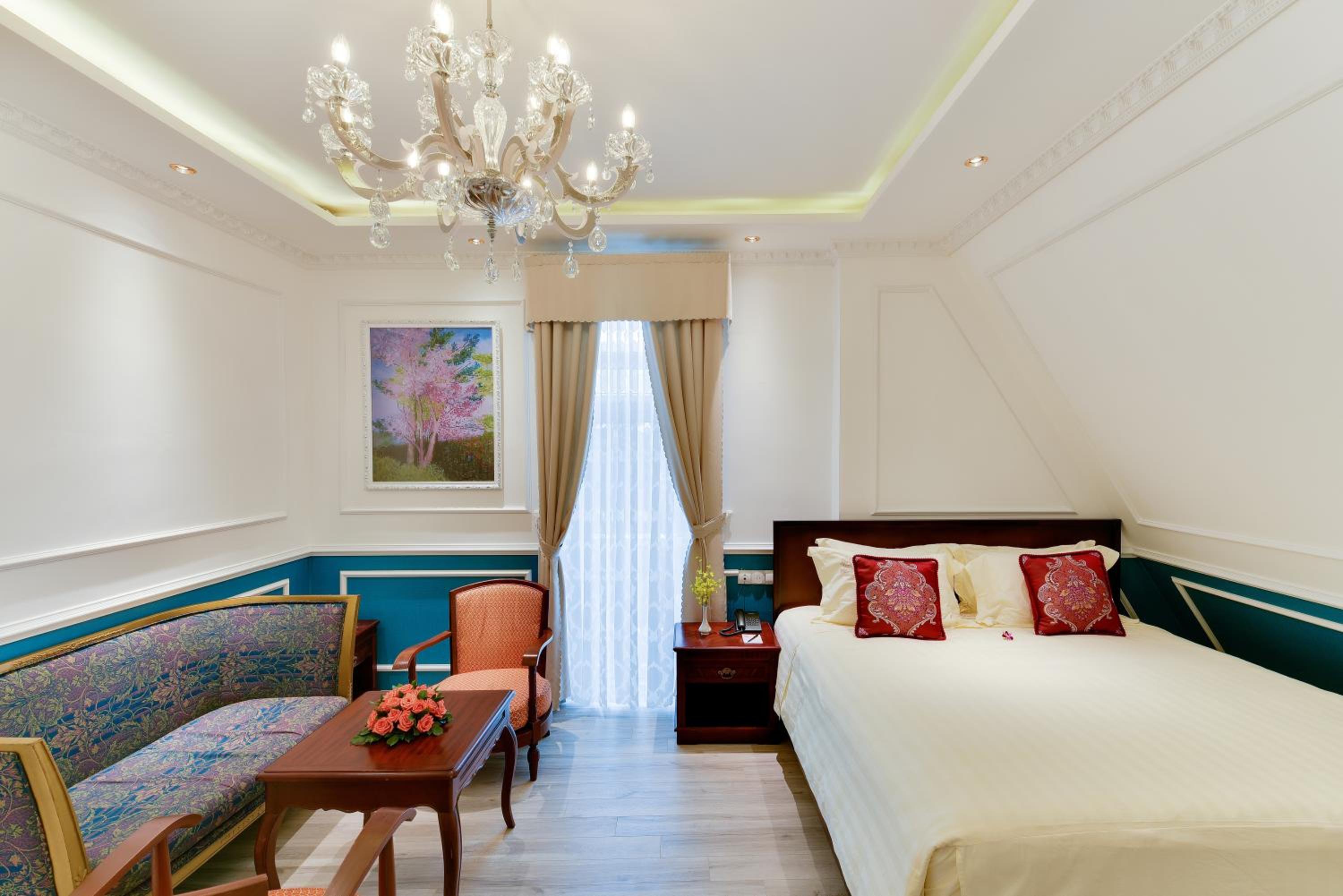 Suite - Photo 6