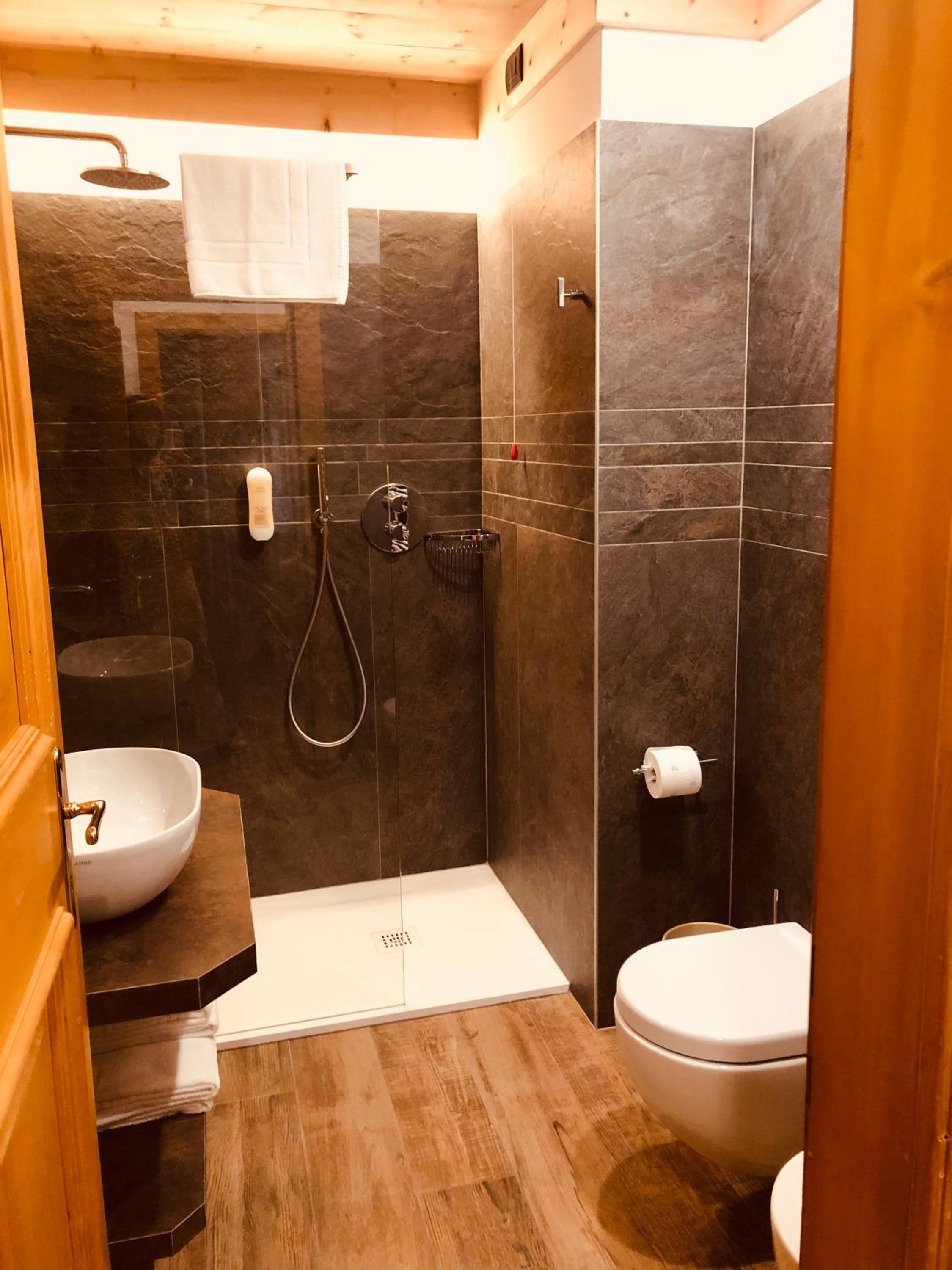 Suite with Balcony photo 2