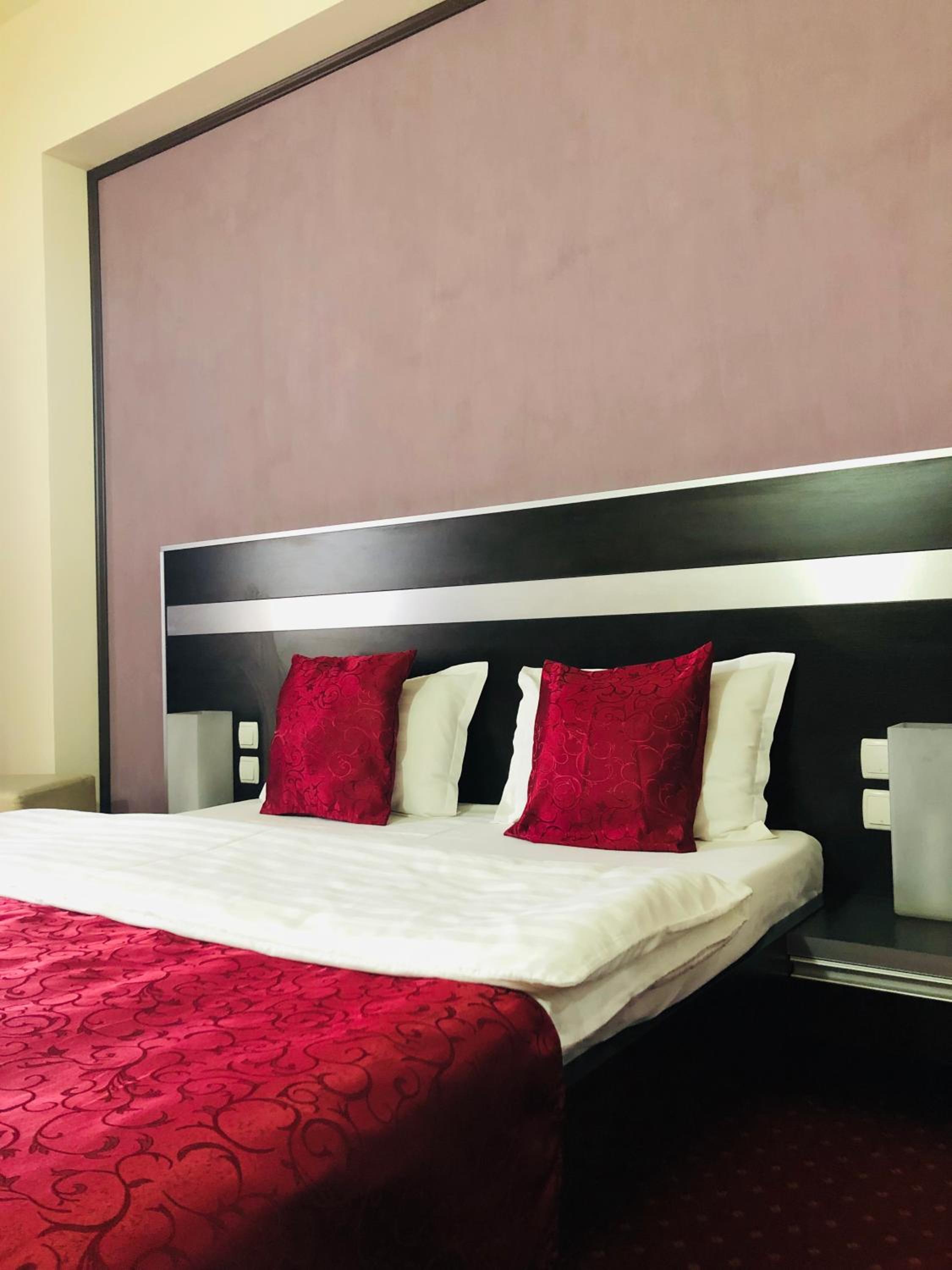 Single Room 4*