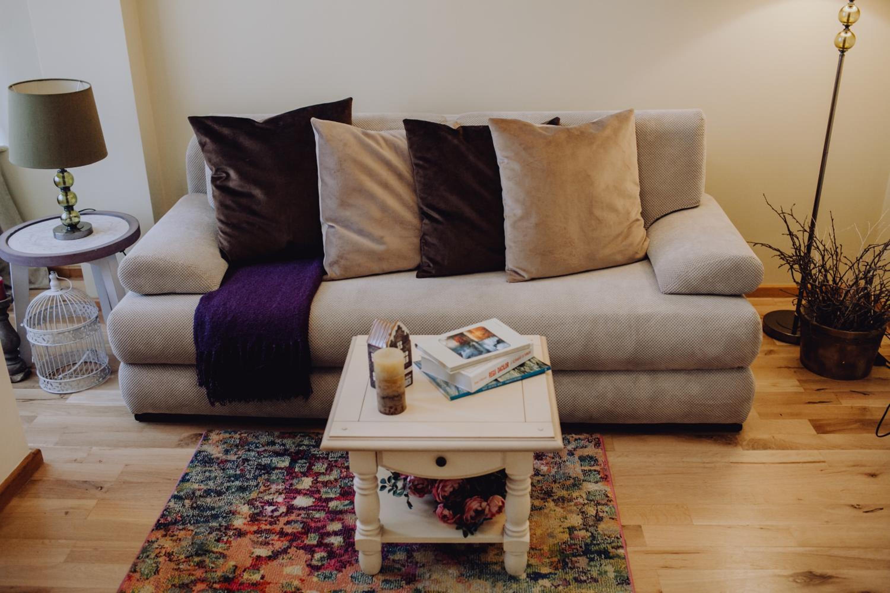 One-Bedroom Apartment - Photo 17