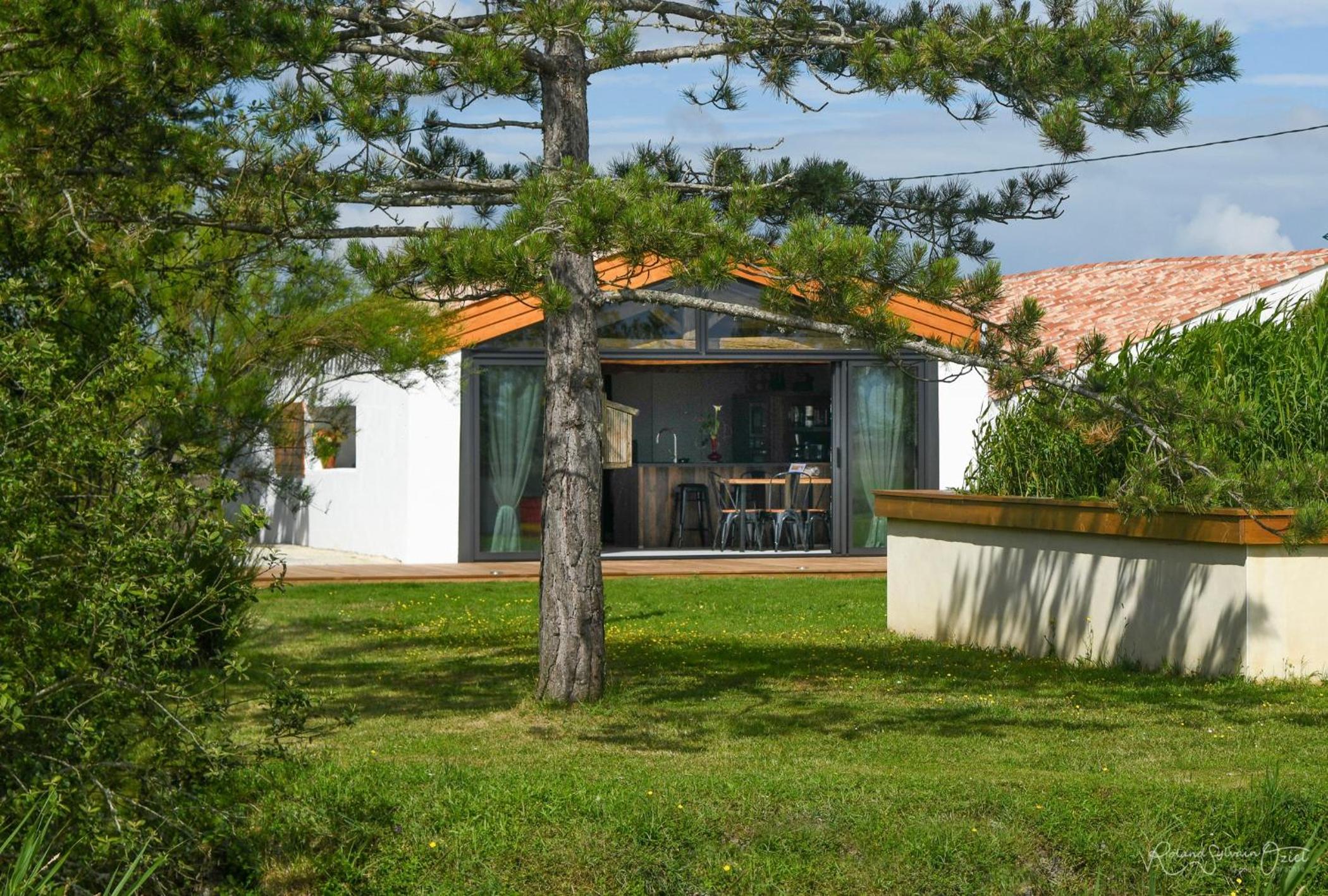 One-Bedroom House photo 2