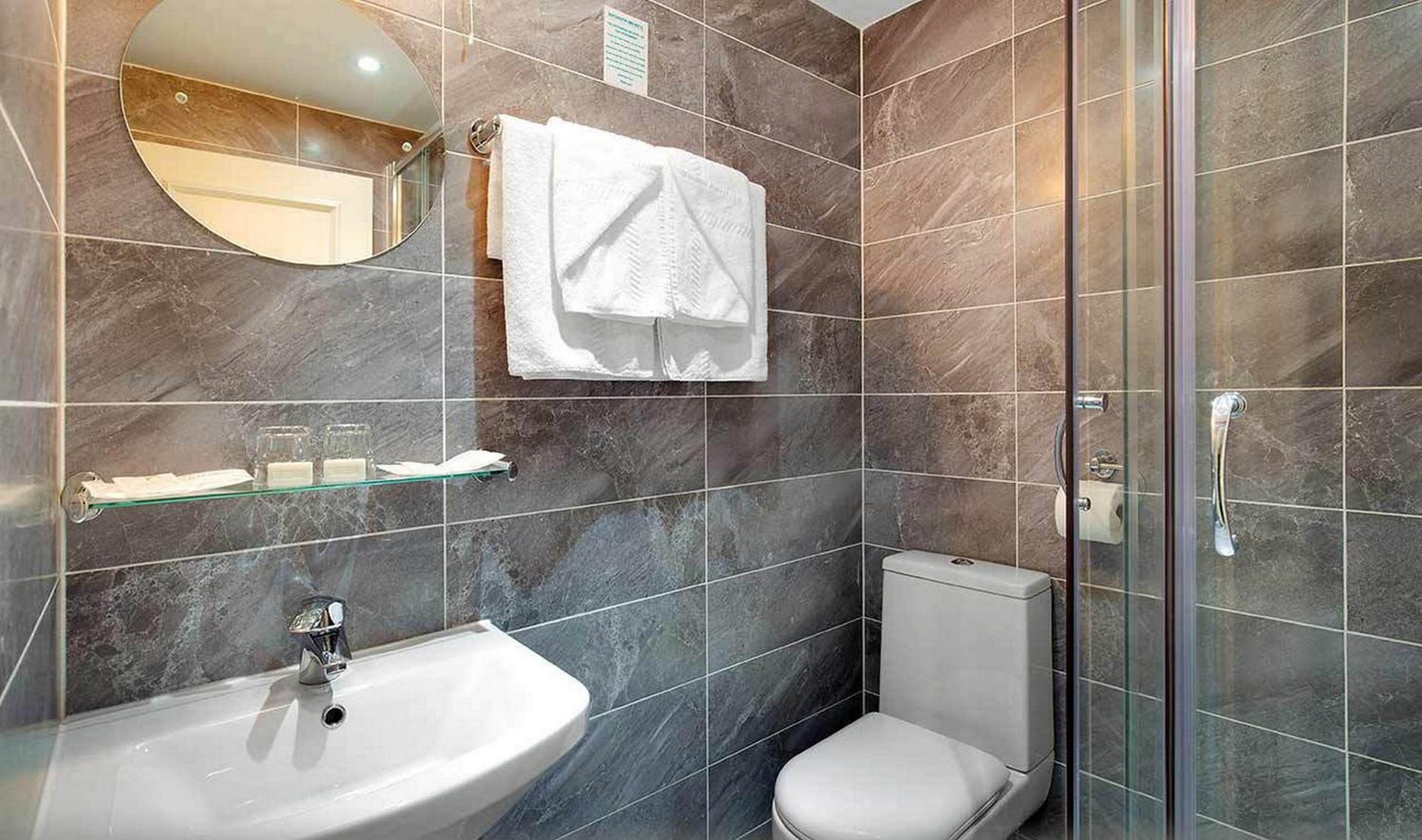 Single Room photo 3