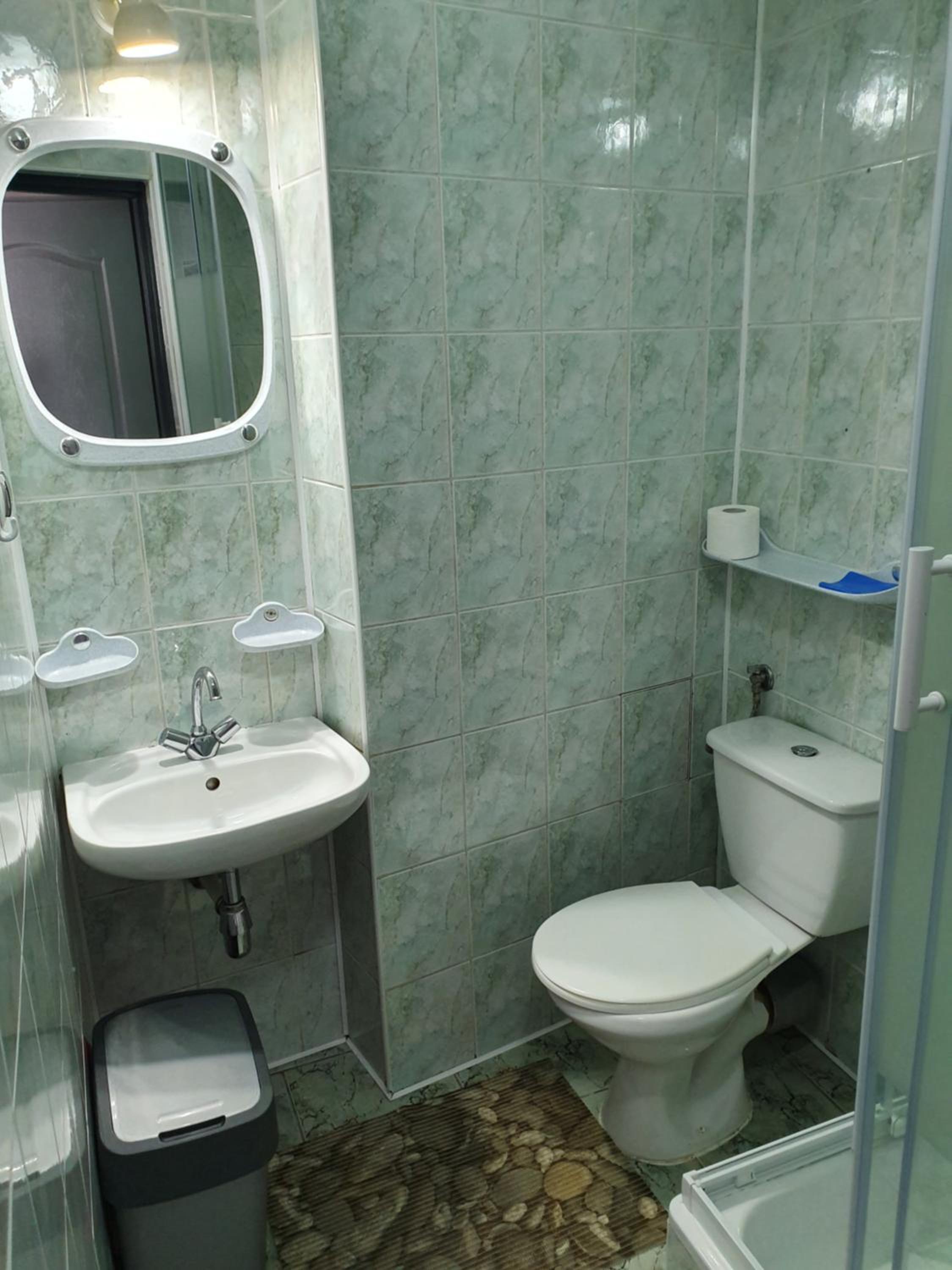 Double Room with Private Bathroom photo 3
