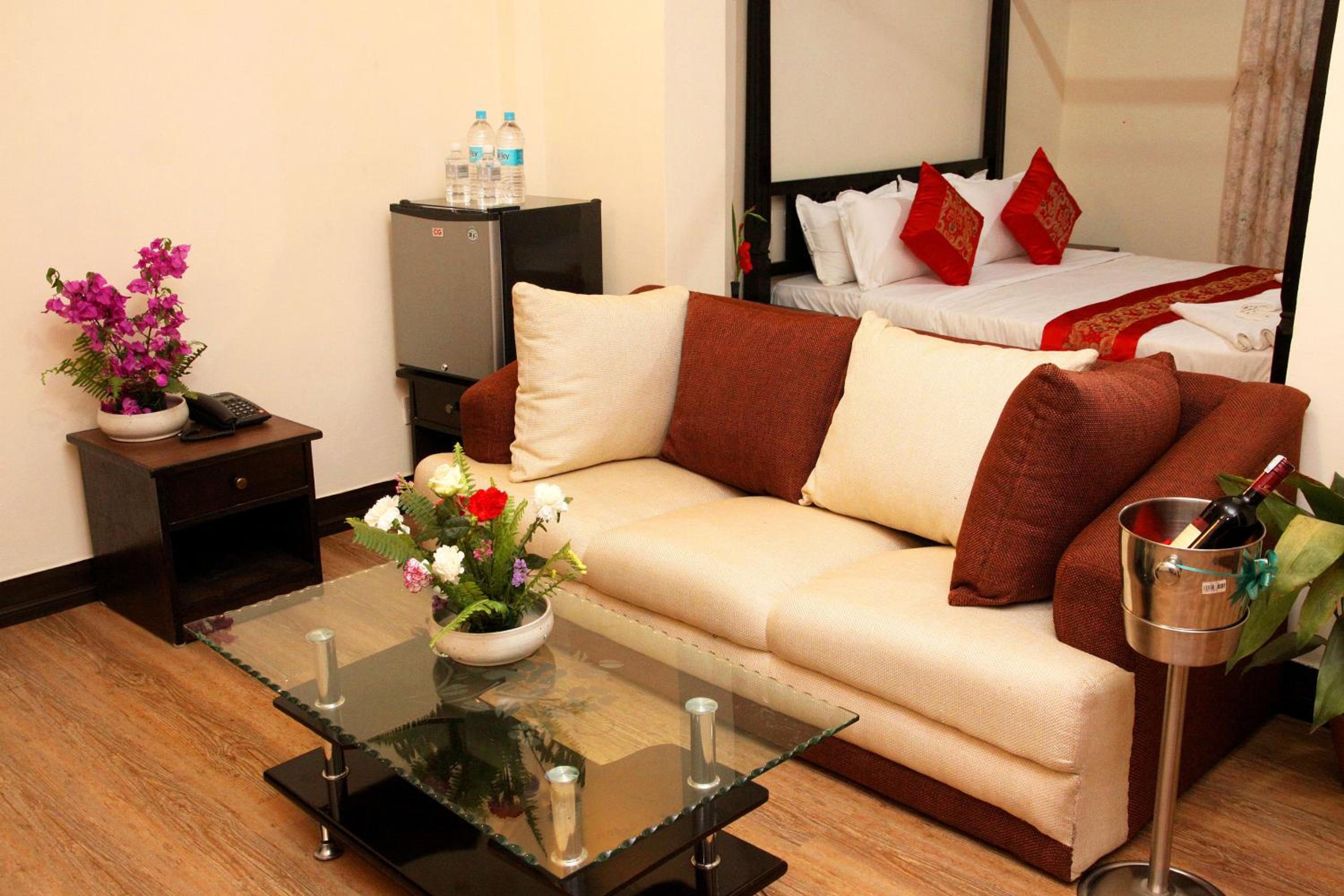 Deluxe Suite With Kitchen And Terrace