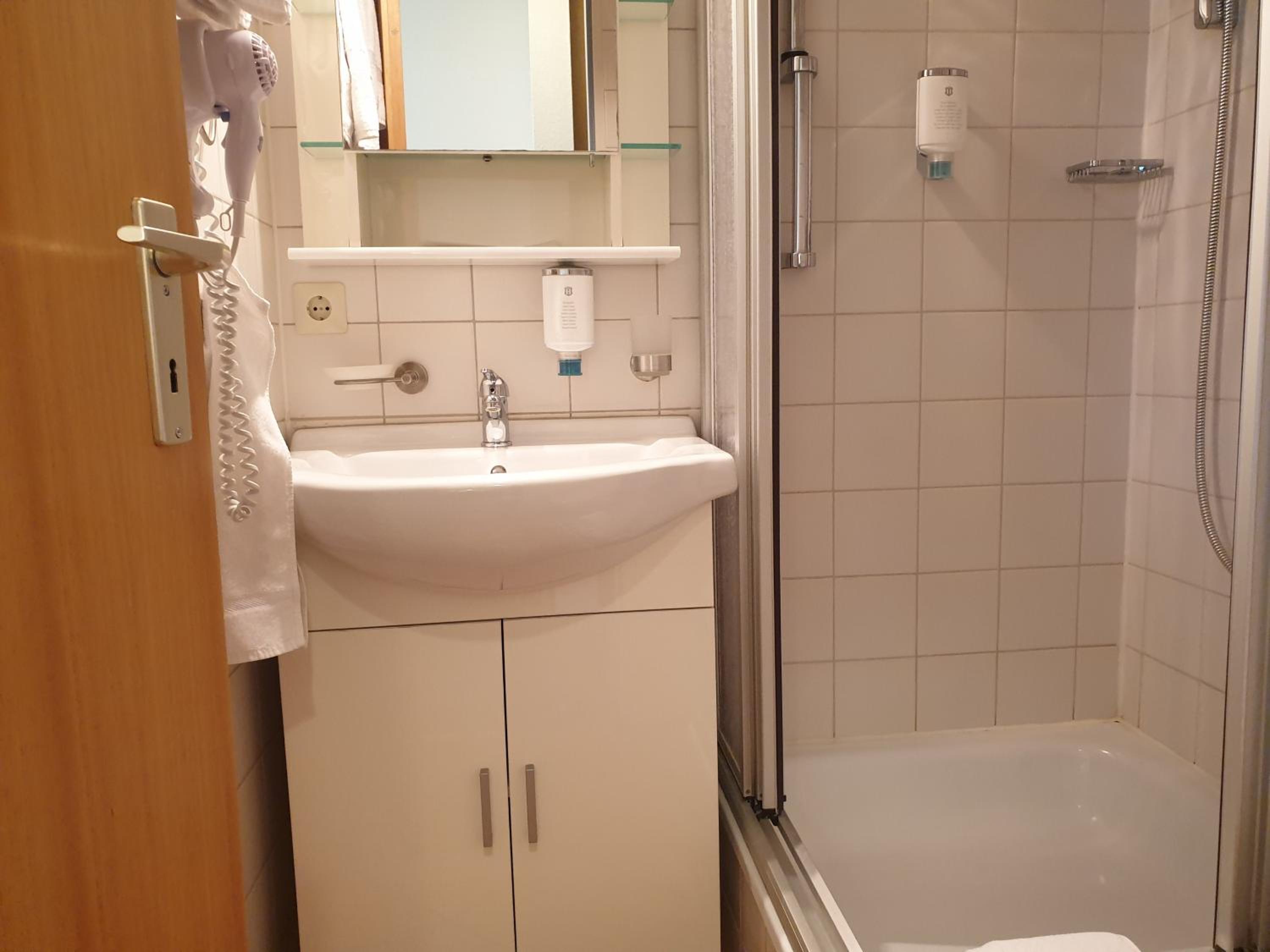 Single Room with Balcony photo 1