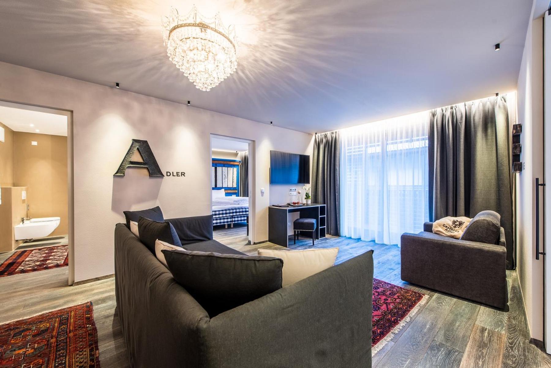 Deluxe Suite photo 1