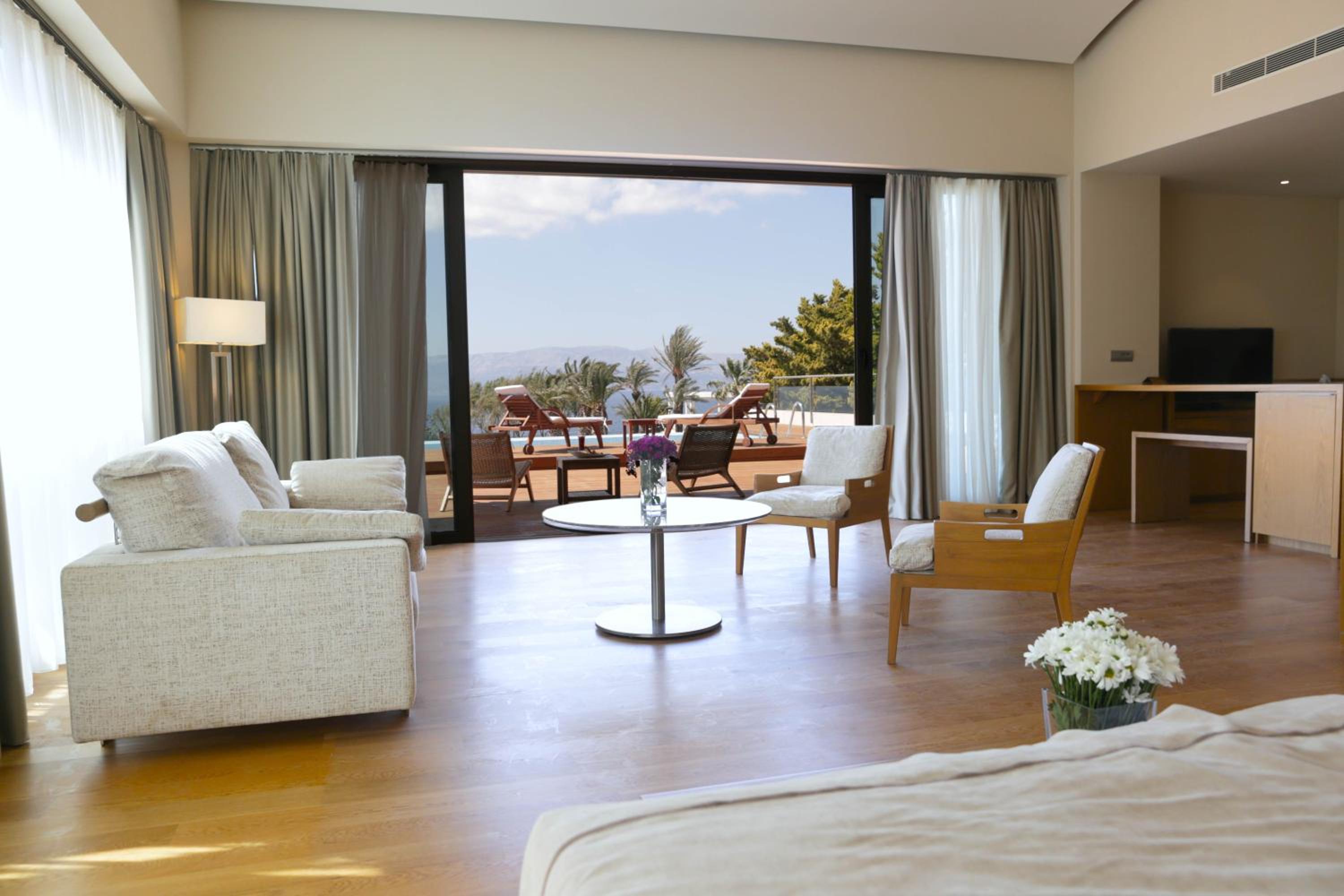 Suite with Sea View - Photo 7