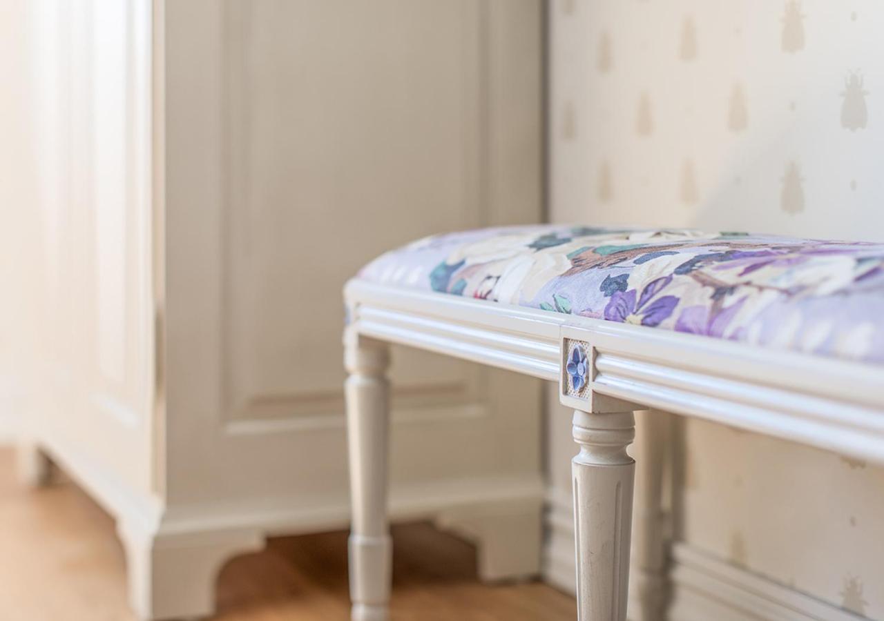 Deluxe Suite - Photo 2