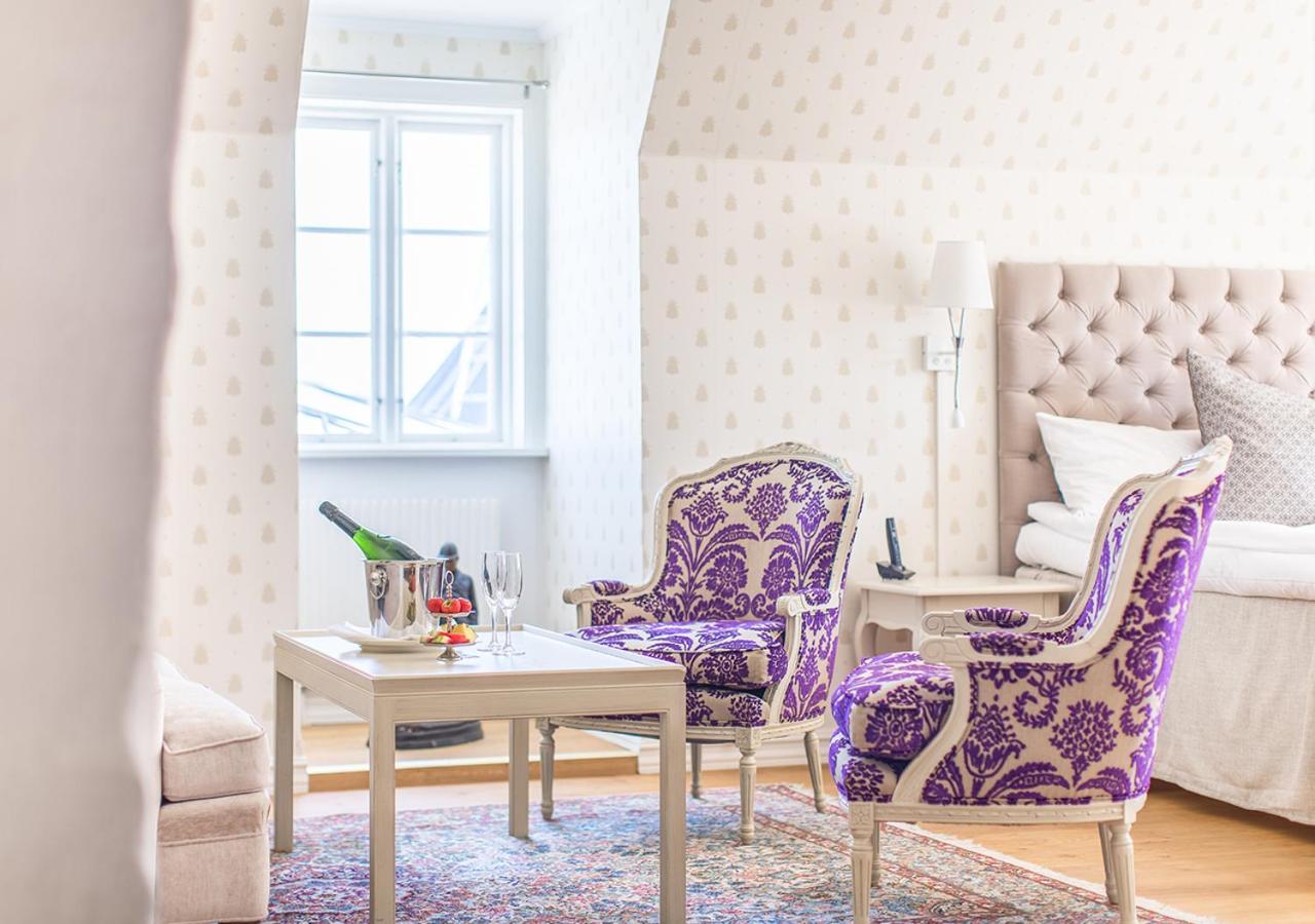 Deluxe Suite - Photo 6