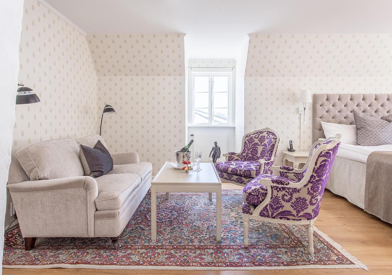Deluxe Suite - Photo 5