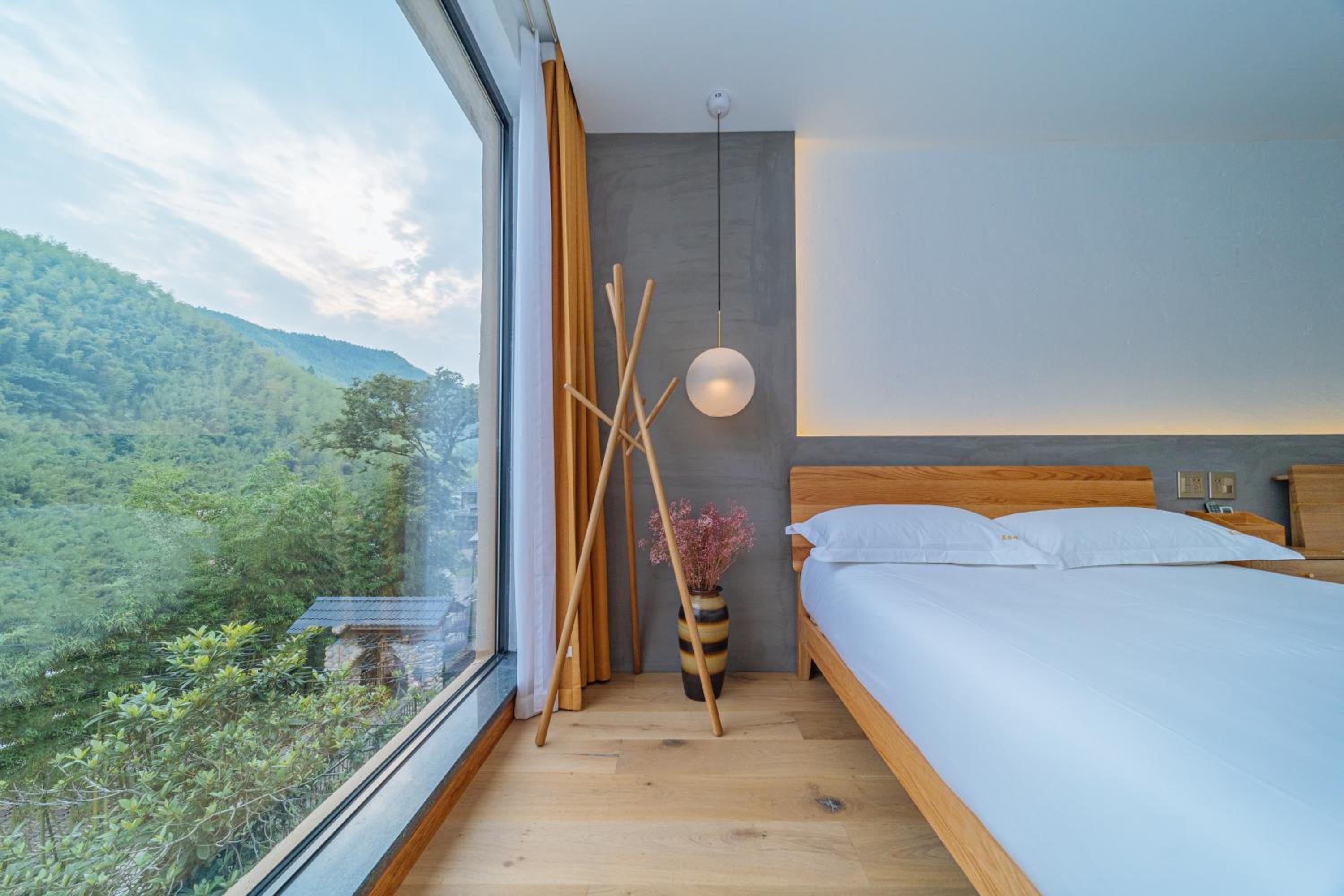 Family Room with Mountain View