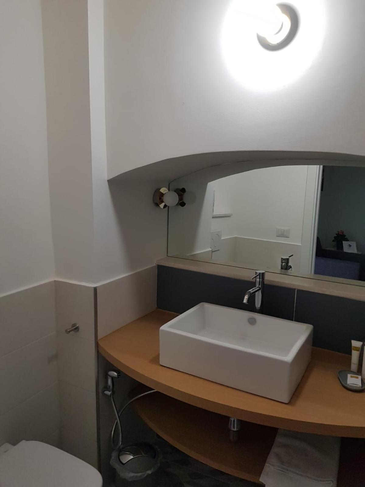 Double Room - Photo 3