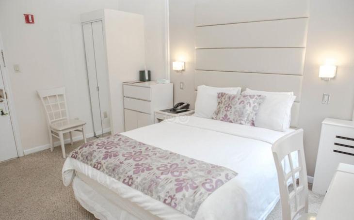 Standard Queen Room photo 1