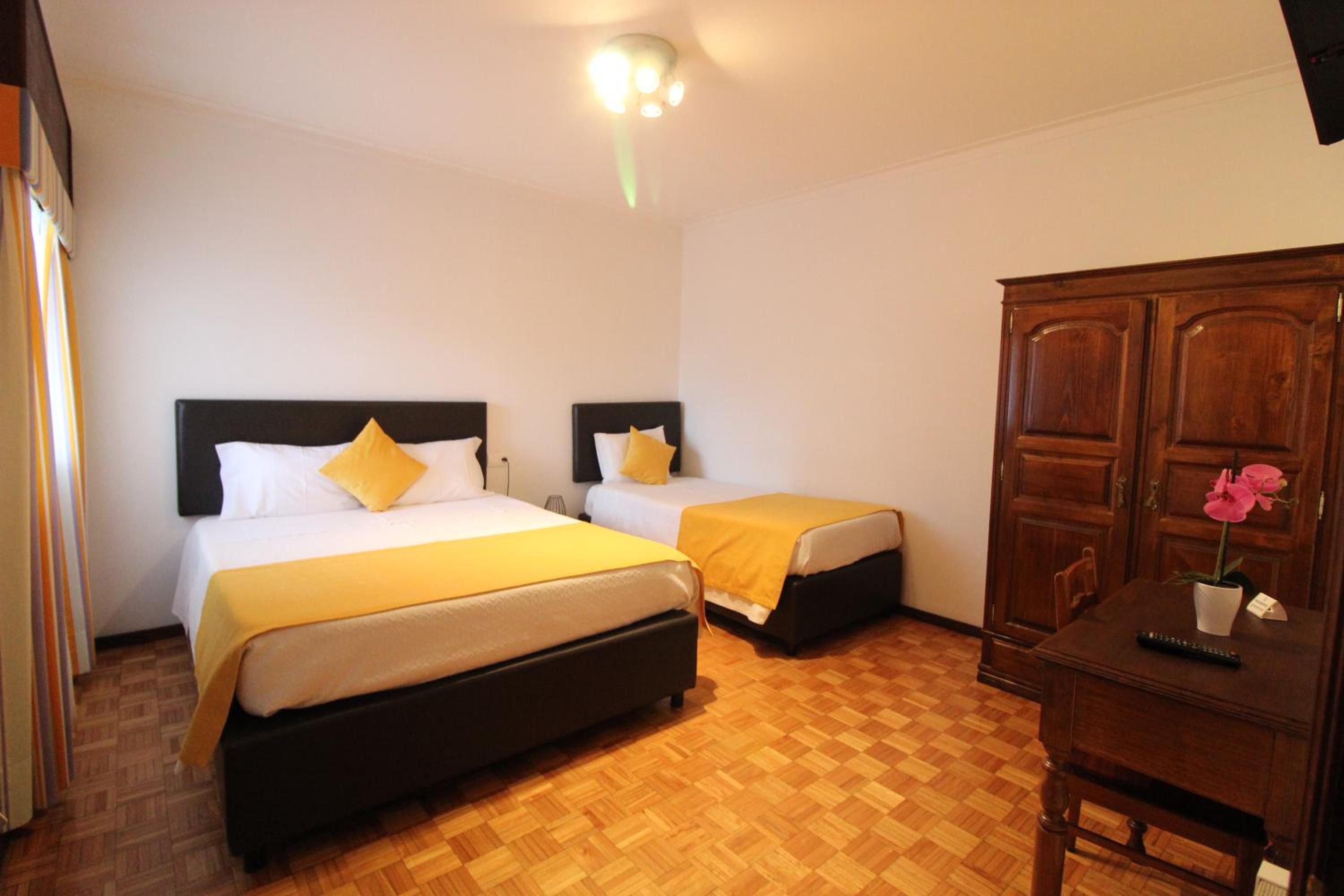 Basic Triple Room - Photo 7