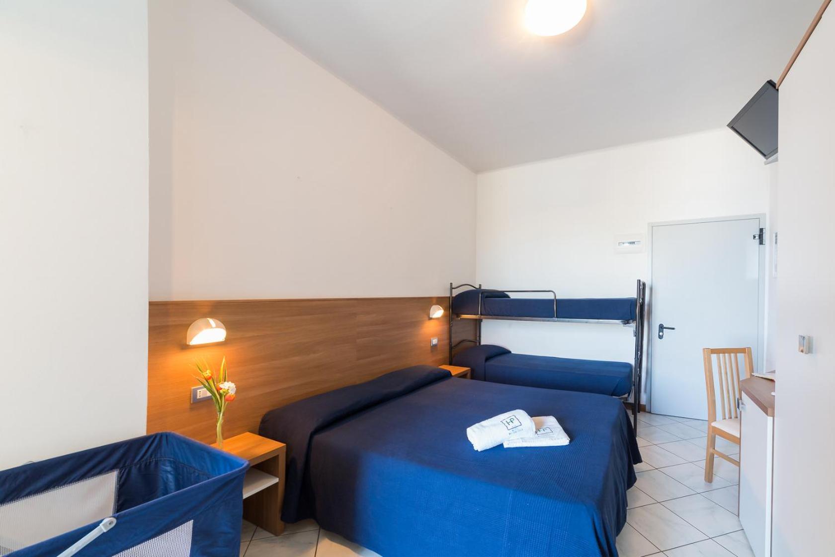 Quadruple Room photo 3