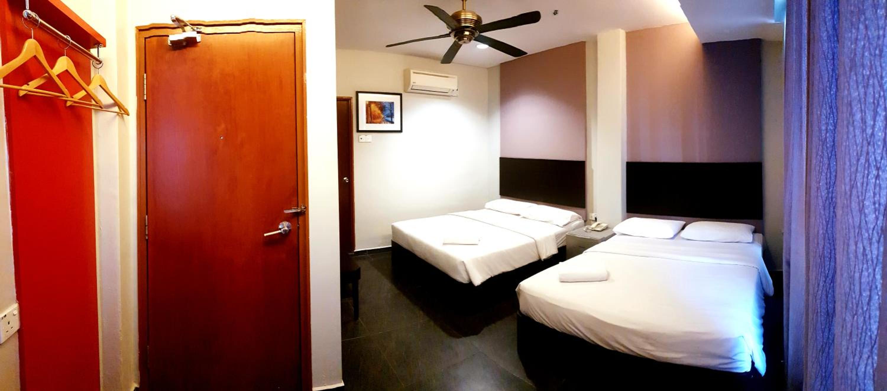 Deluxe Triple Room