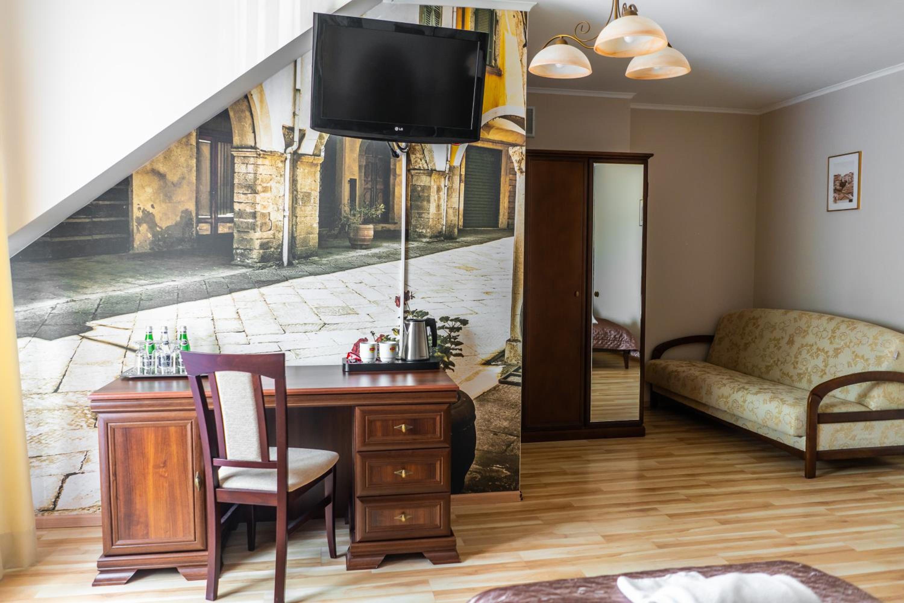Quadruple Room - Photo 10