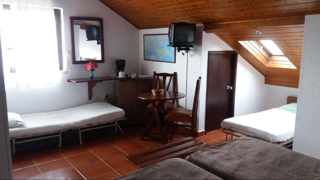 Deluxe Quadruple Room photo 2
