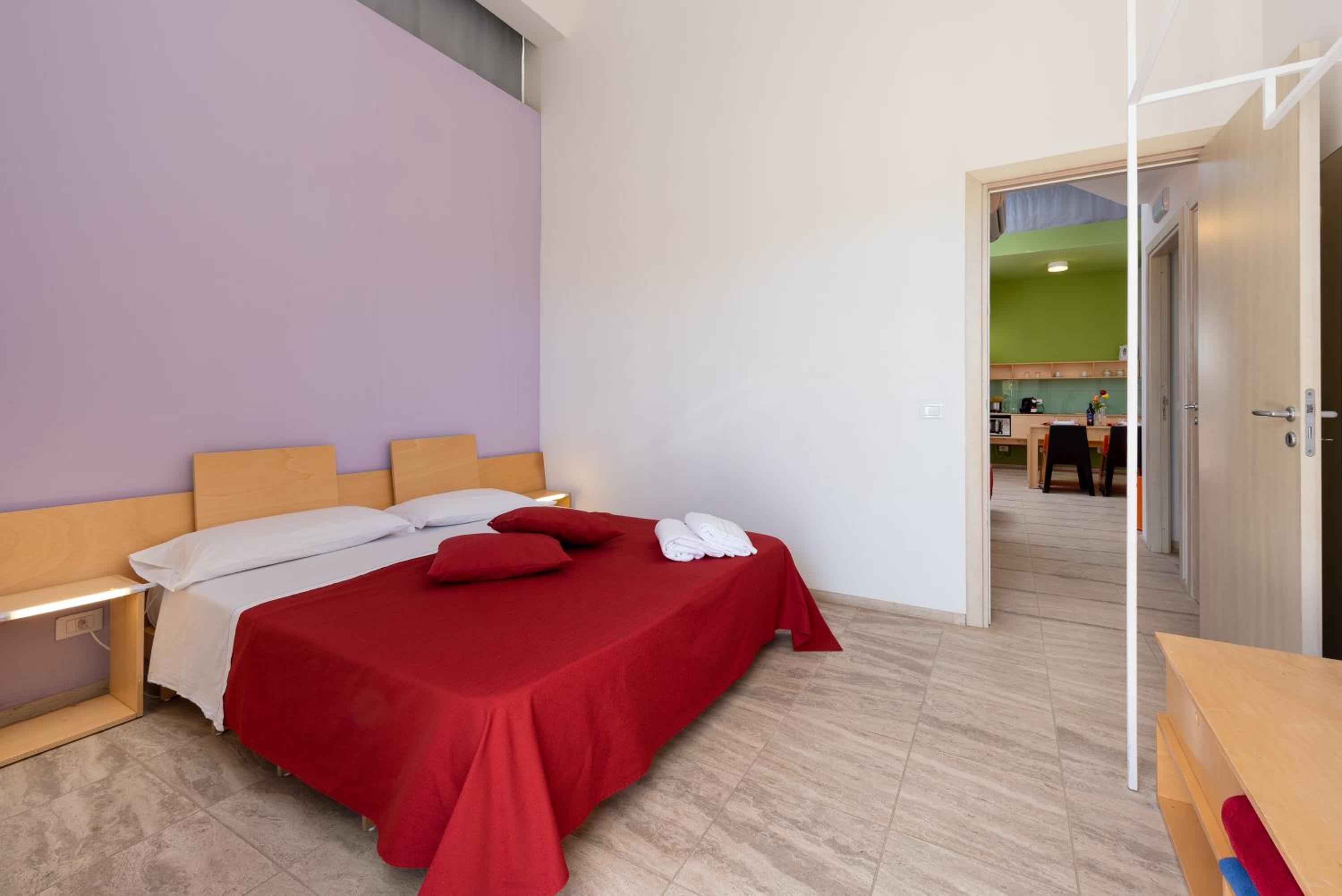 Superior One-Bedroom Apartment photo 2