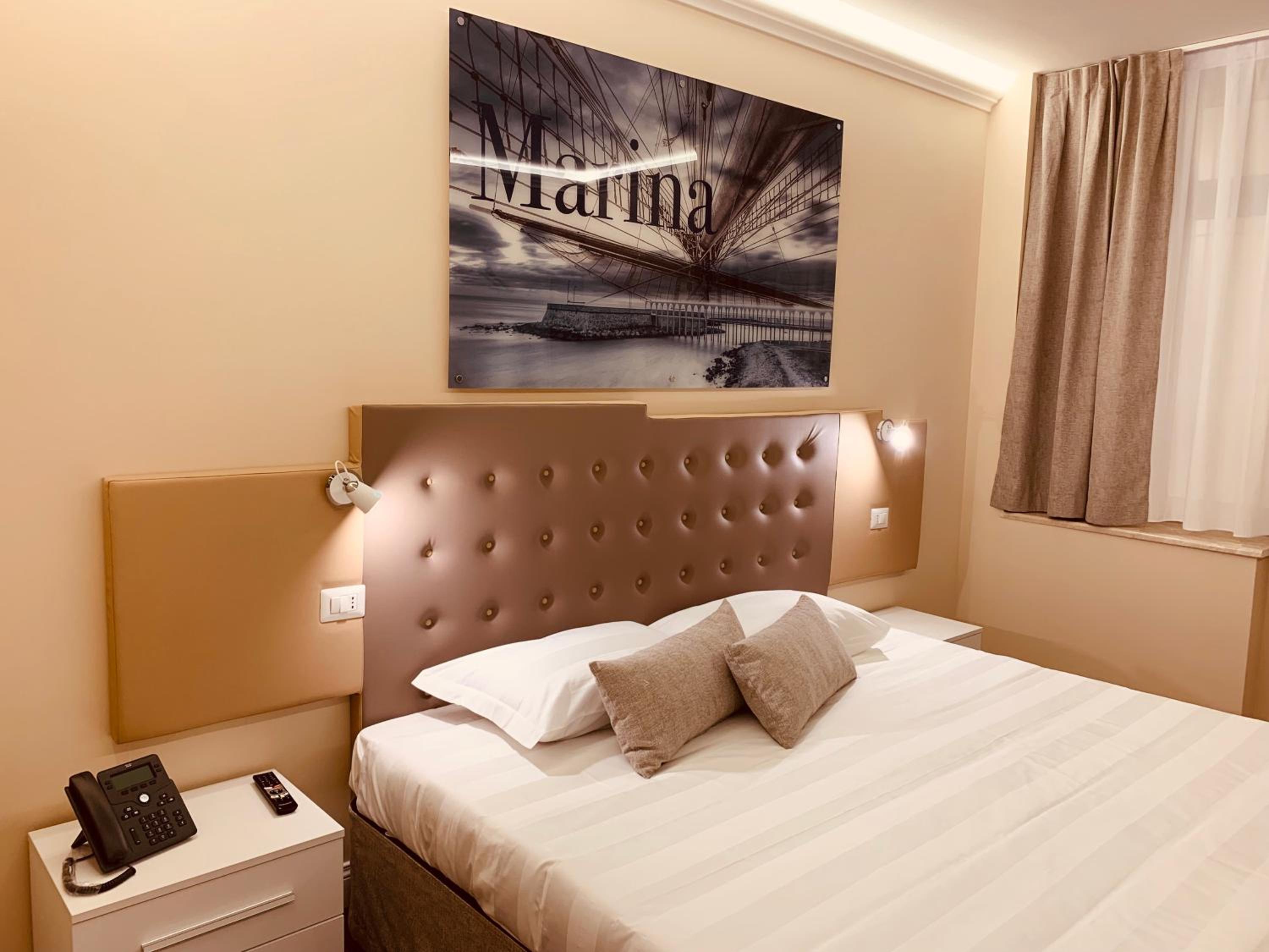 Double or Twin Room photo 2