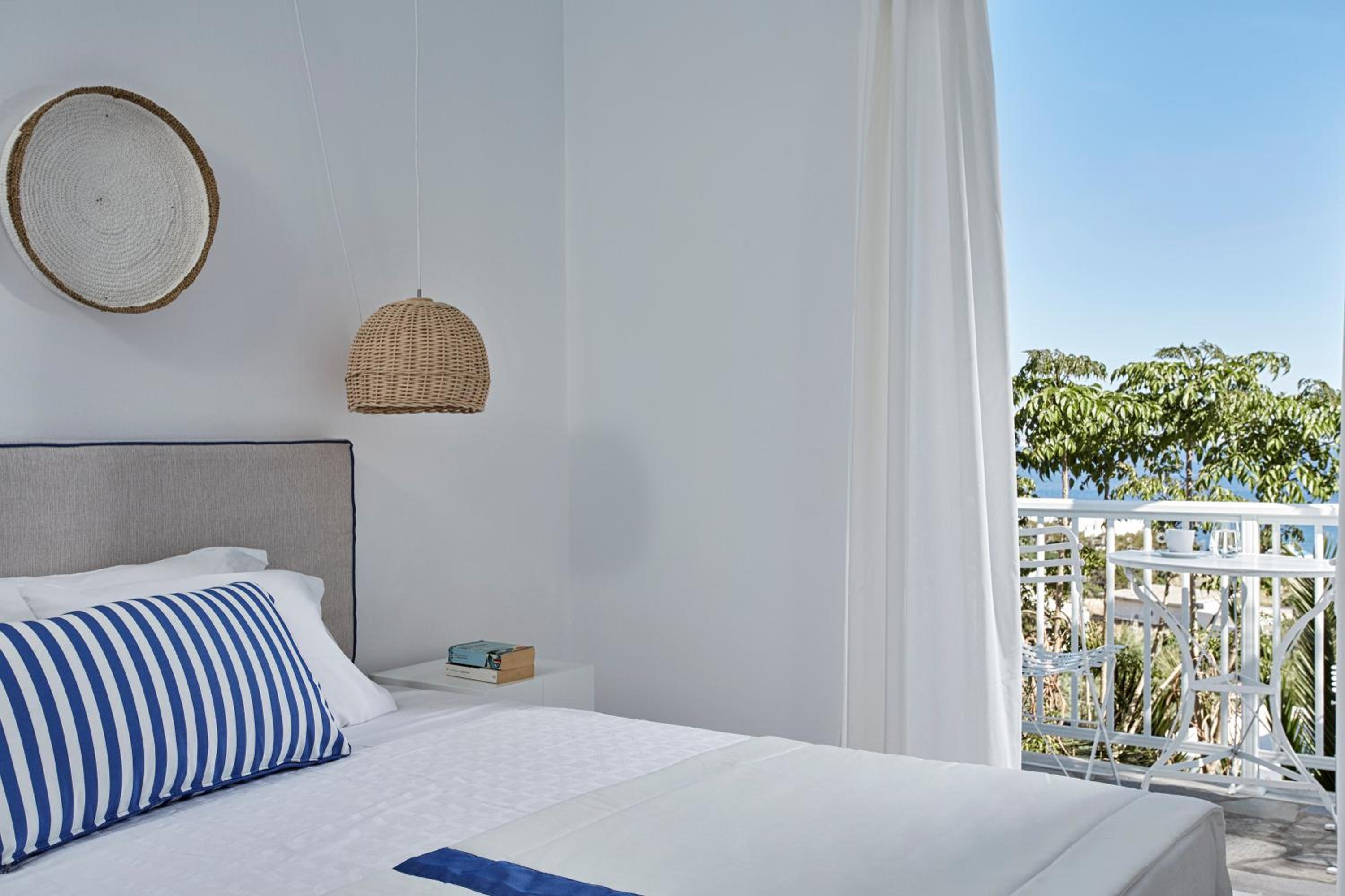 Superior Double Room with Sea View - Photo 1