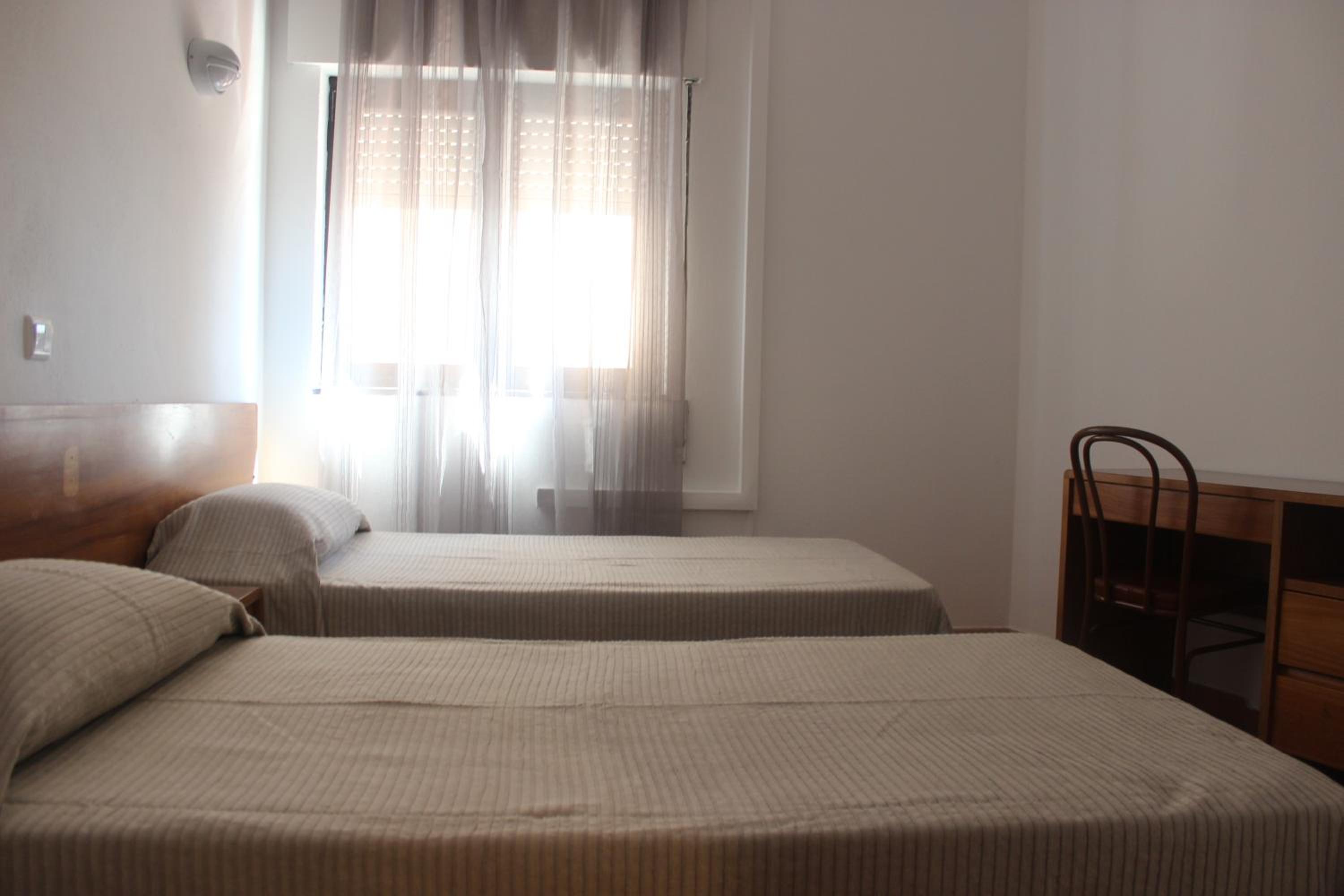 Economy Single Room