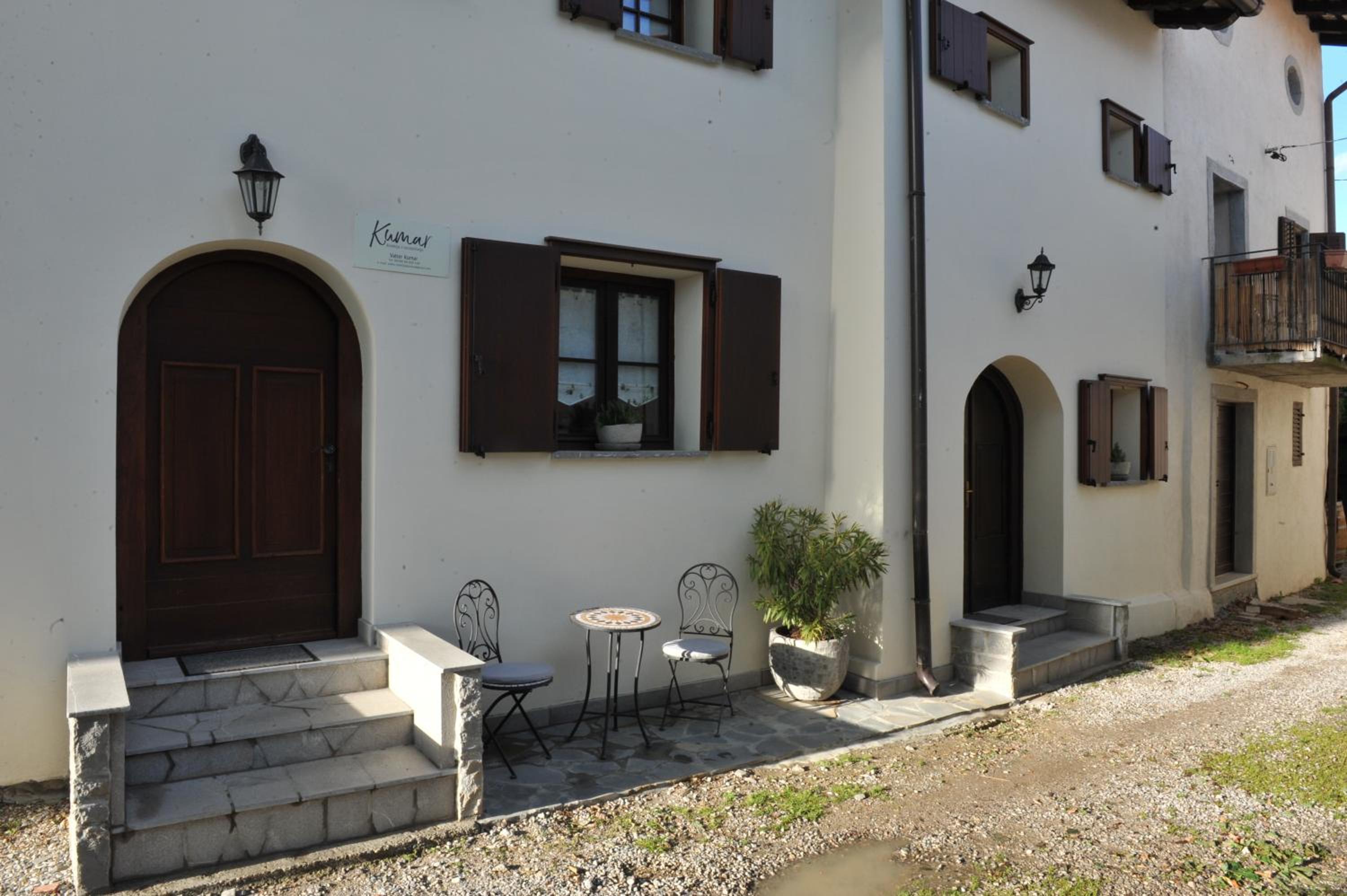 Apartment - Split Level