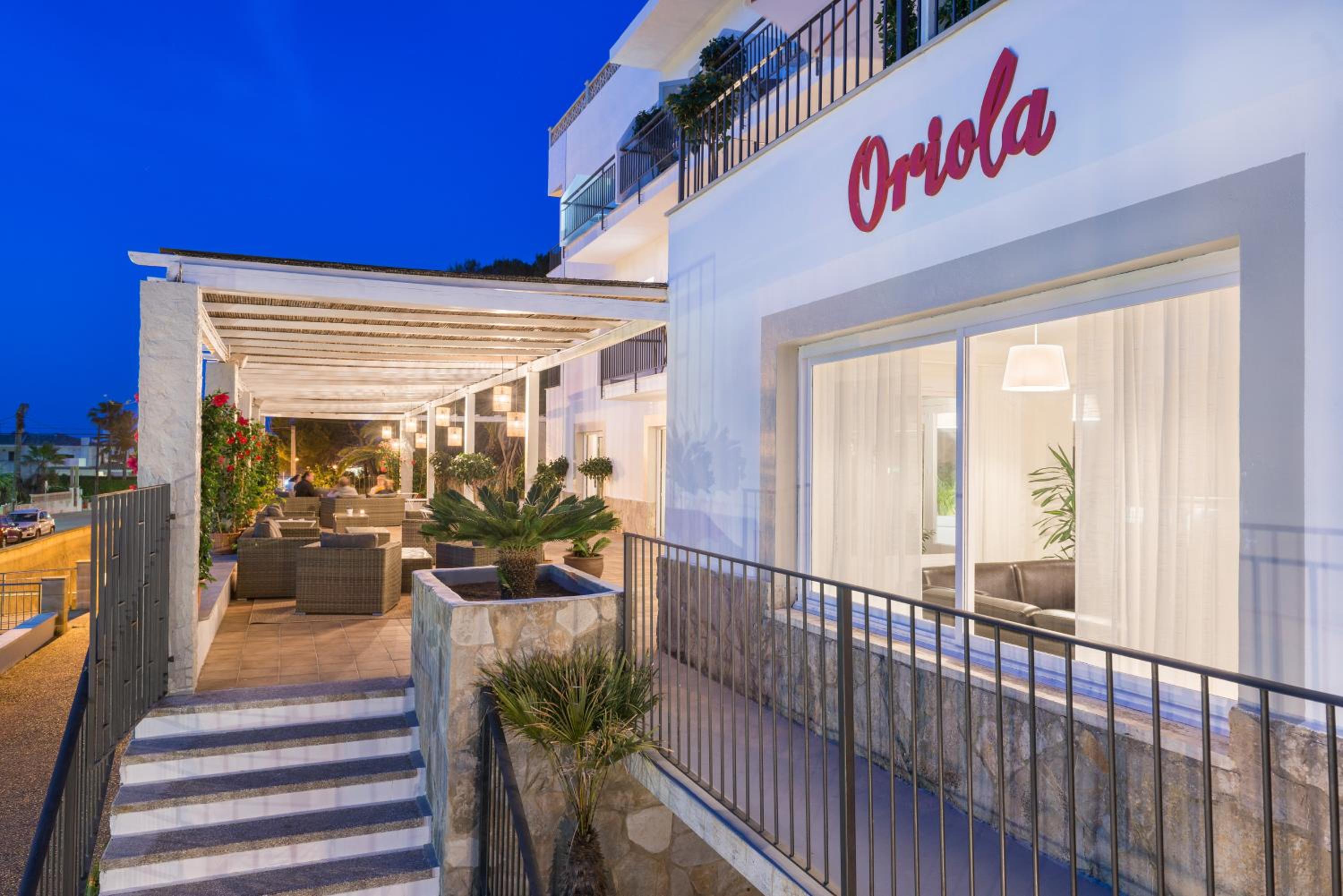 Double or Twin Room with Balcony photo 2