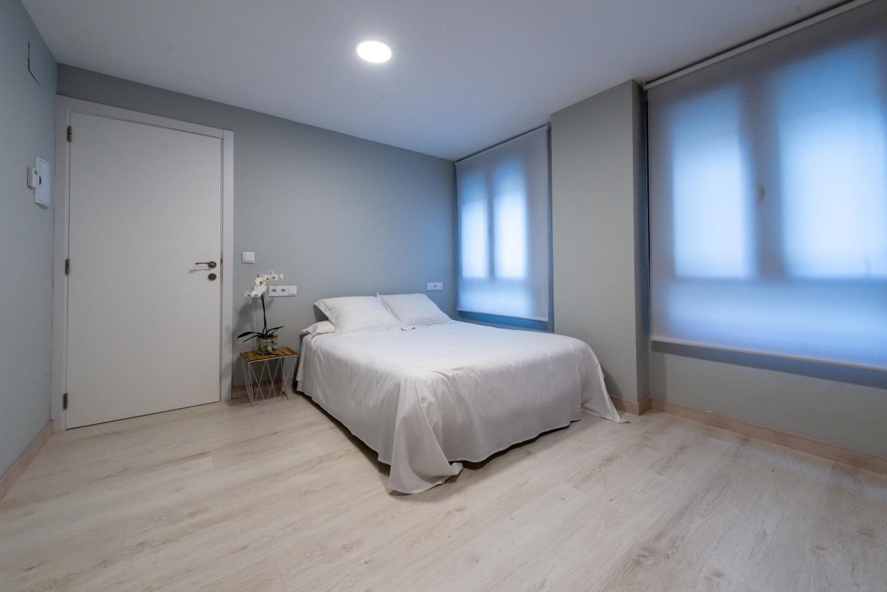 Deluxe Room - Photo 1