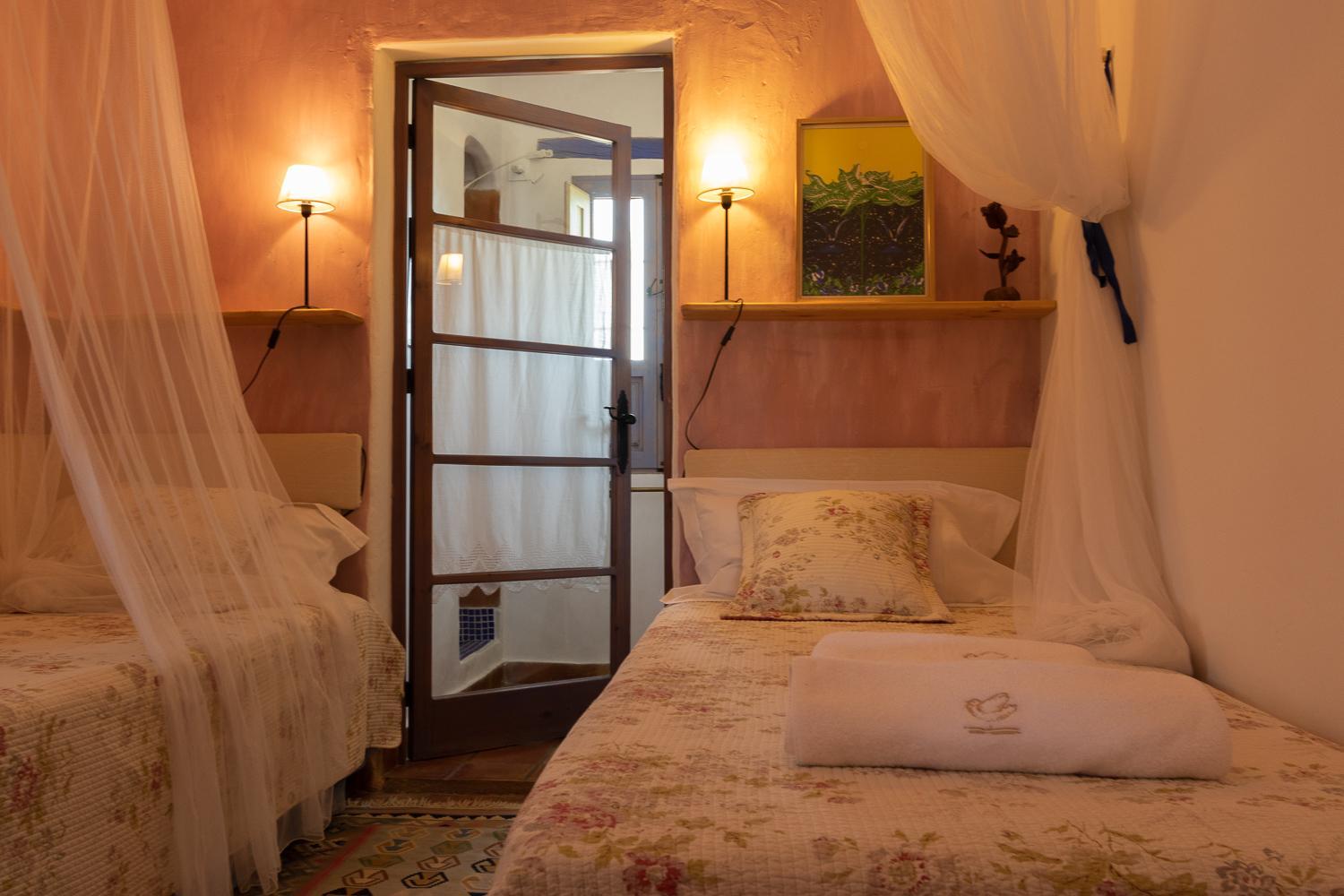 Two-Bedroom Superior Cottage with Two Bathrooms - Cala del Plomo photo 2