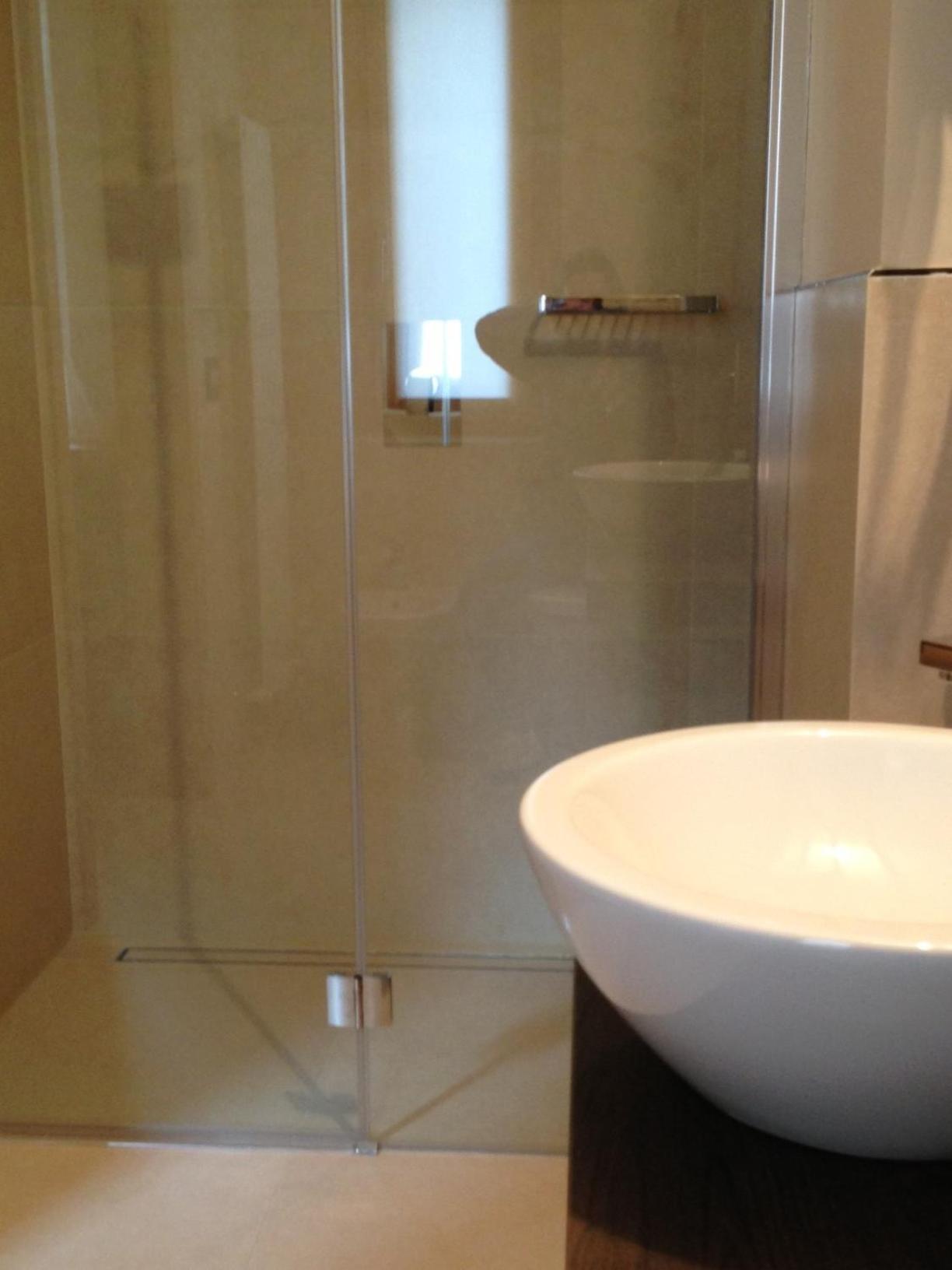 Double or Twin Room - Photo 4