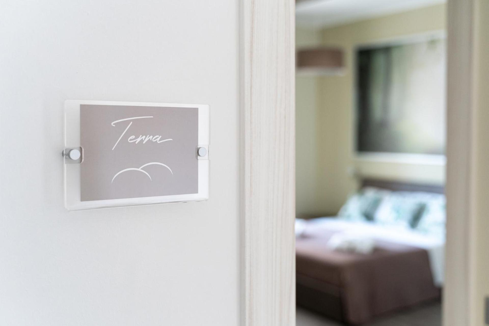 Triple Room with Private Bathroom photo 1