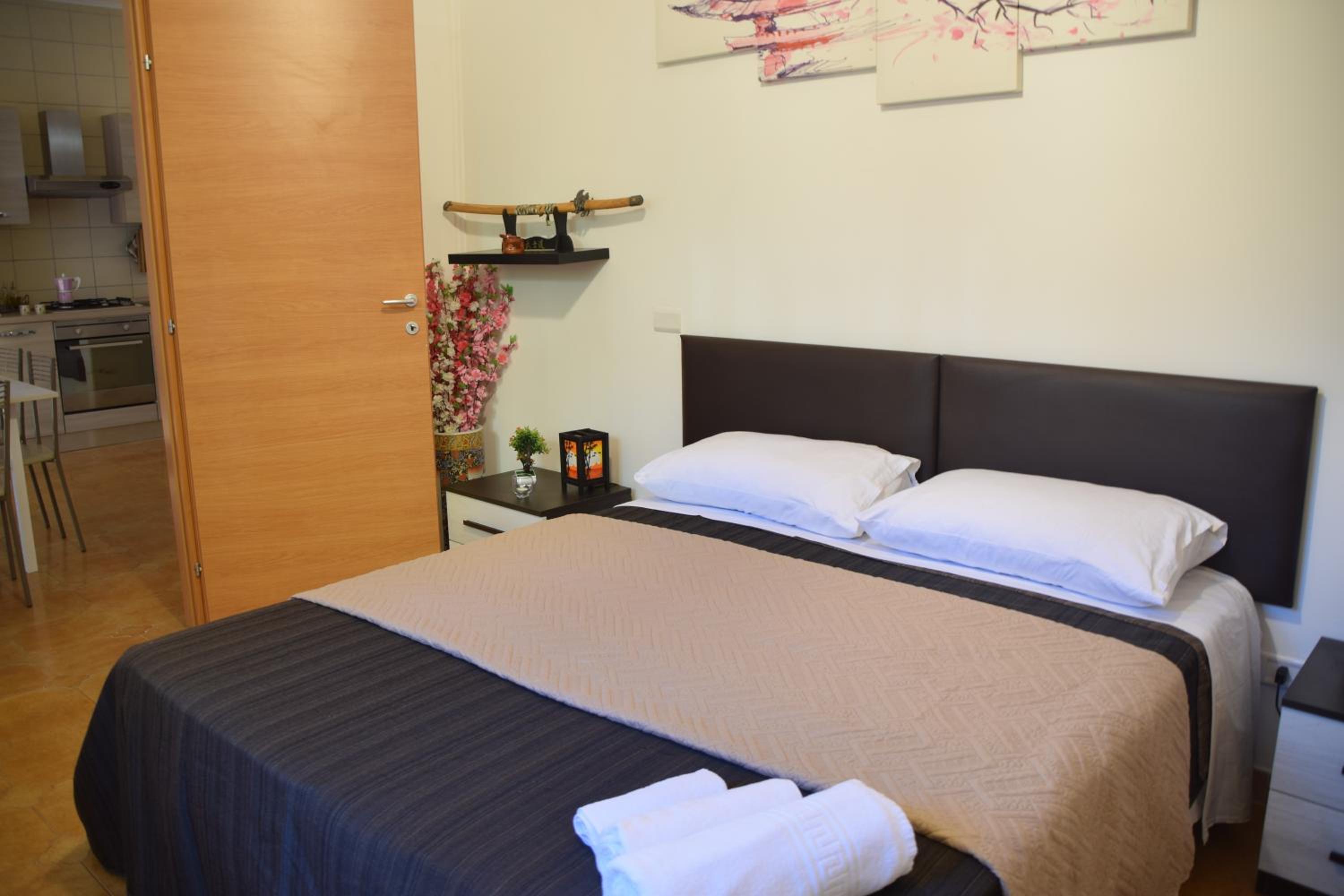 Three-Bedroom Apartment - Photo 17