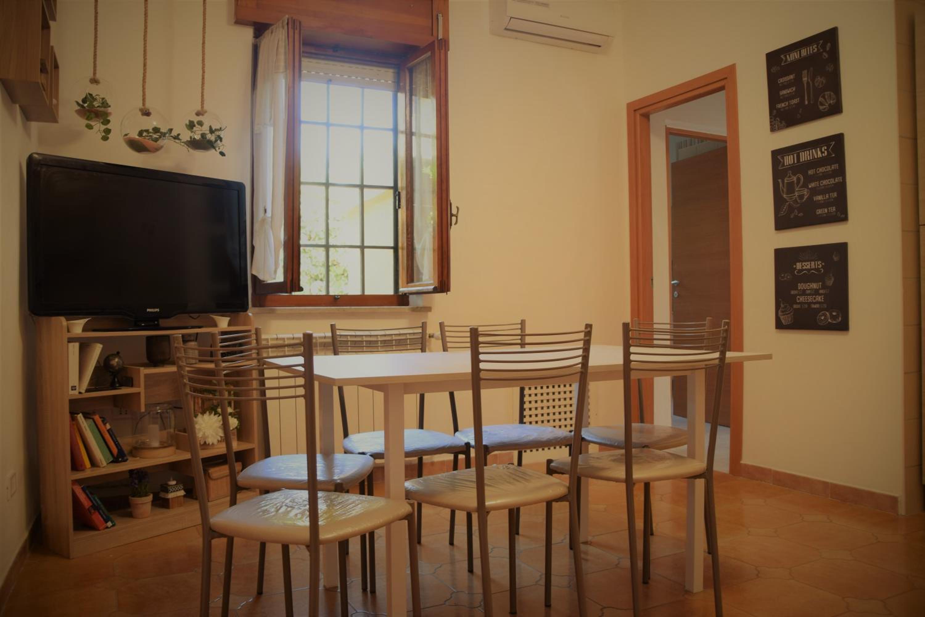 Three-Bedroom Apartment - Photo 14