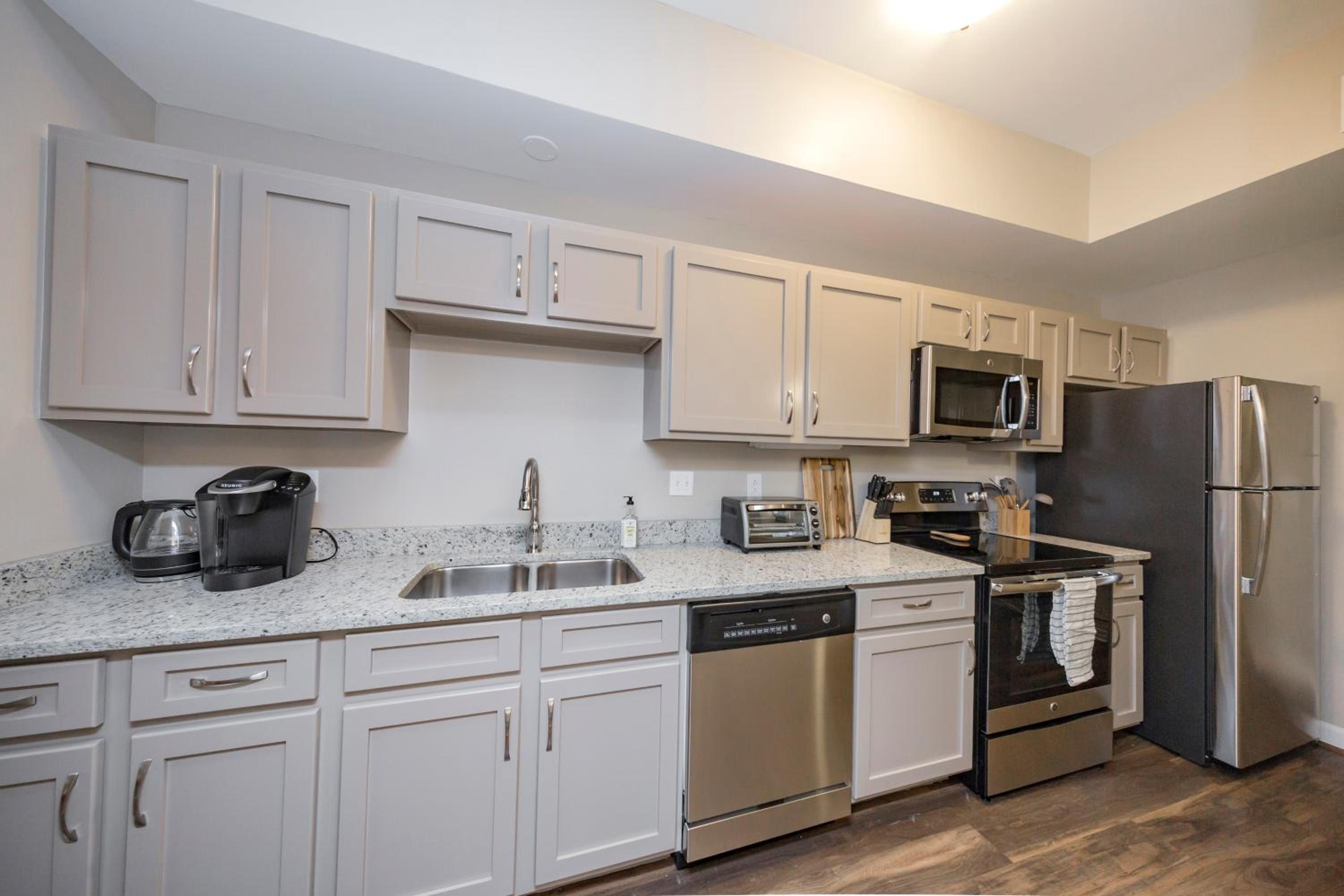 Studio Apartment photo 3