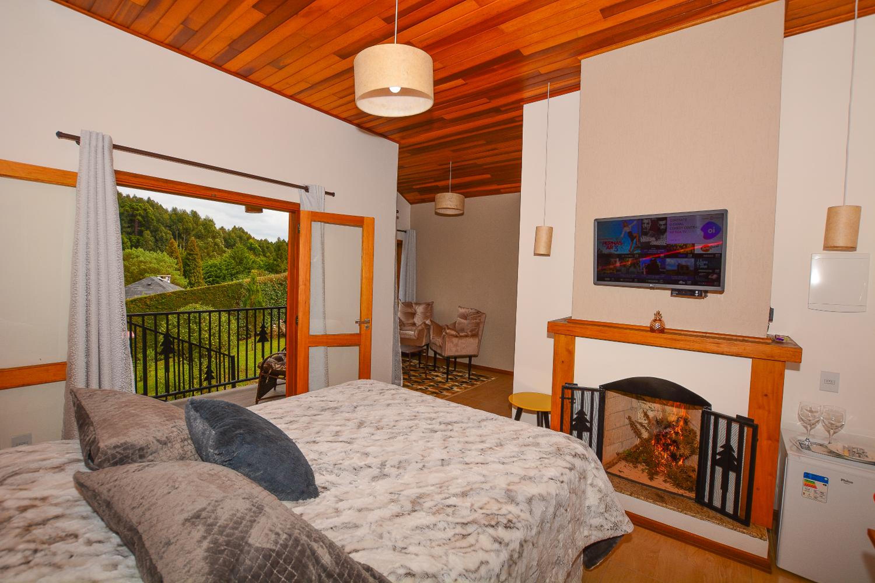 Superior Chalet - Photo 1
