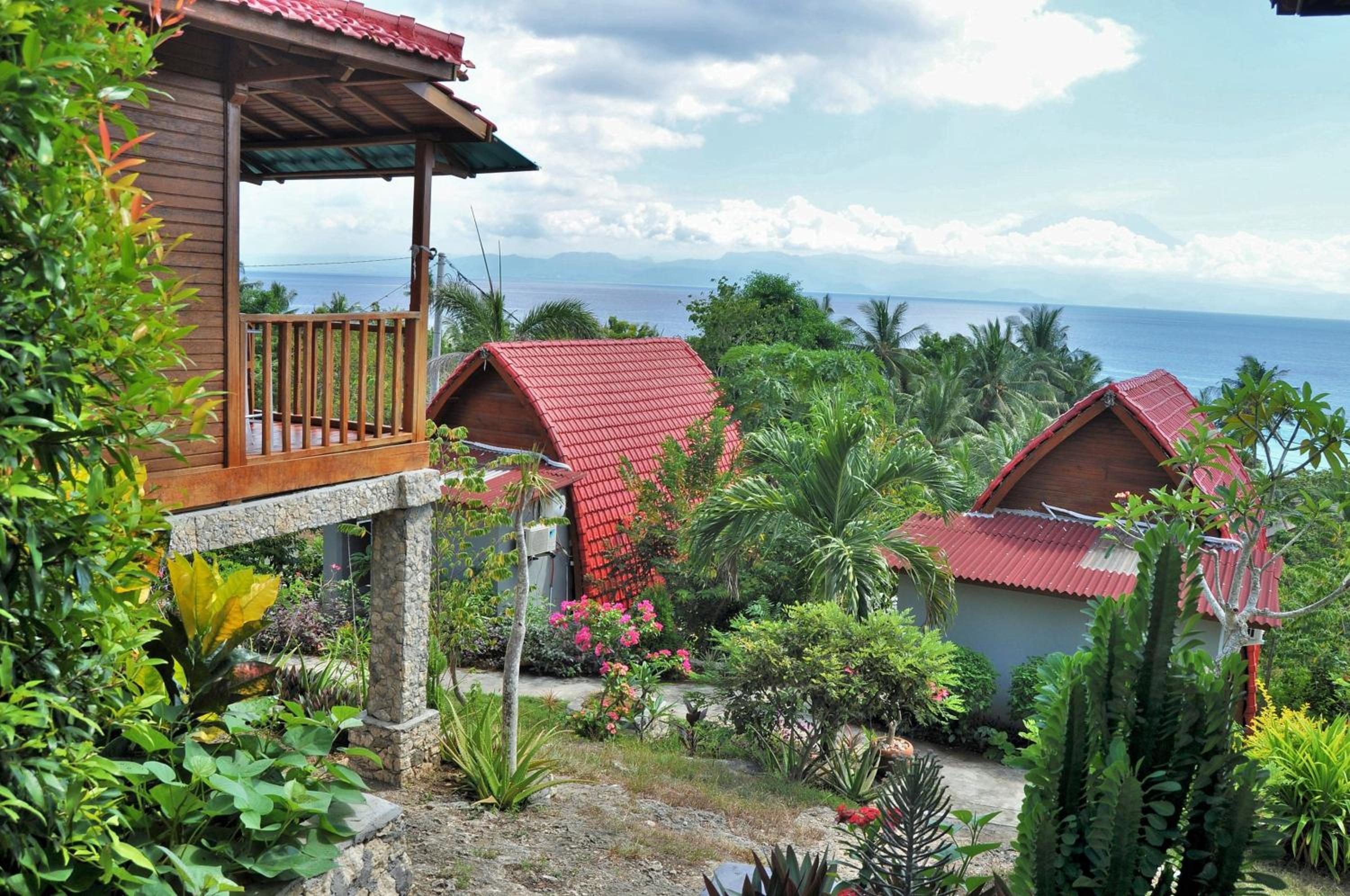 Deluxe Bungalow with Ocean and Agung Mount View - Photo 64