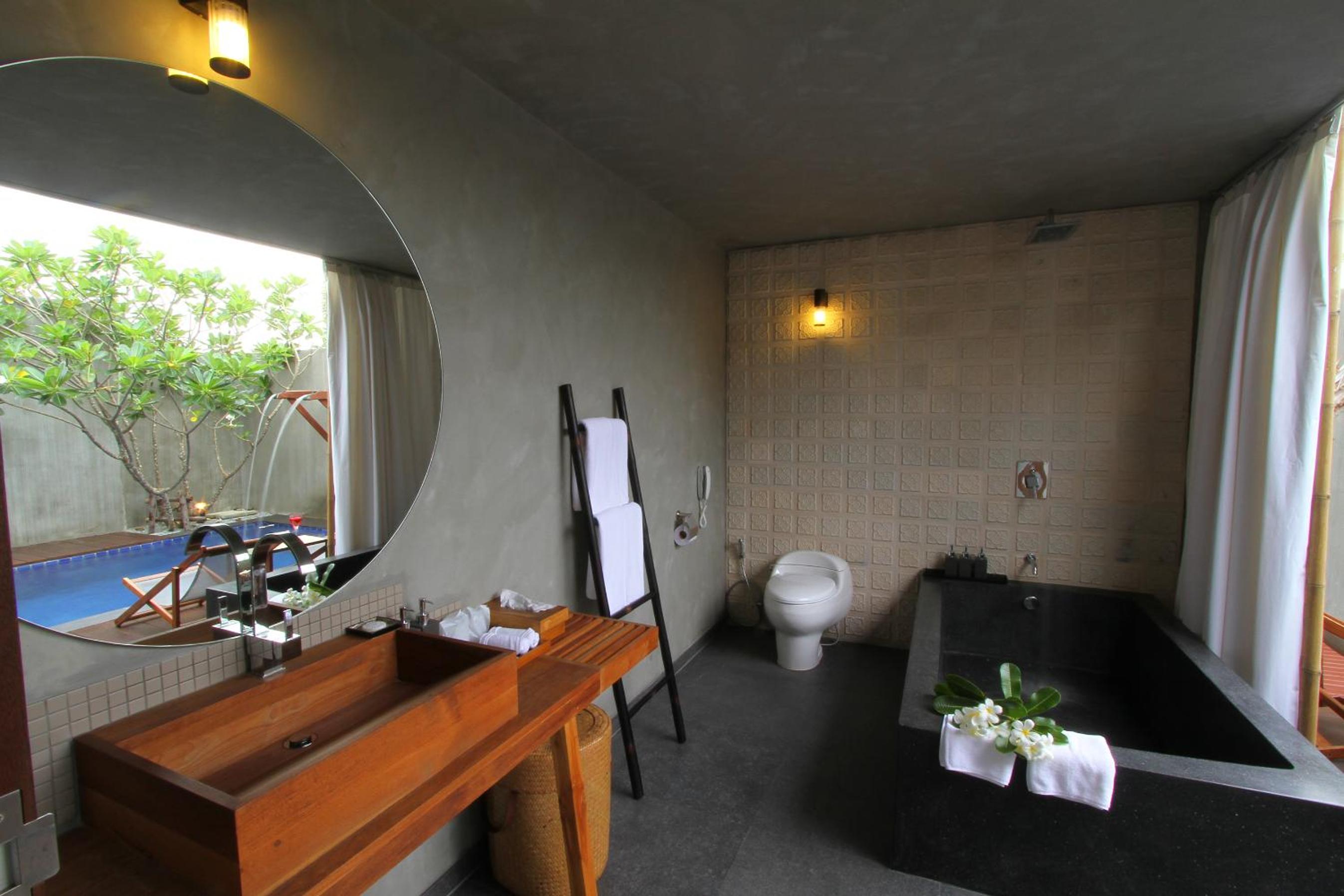 Romance Pool Villa photo 2