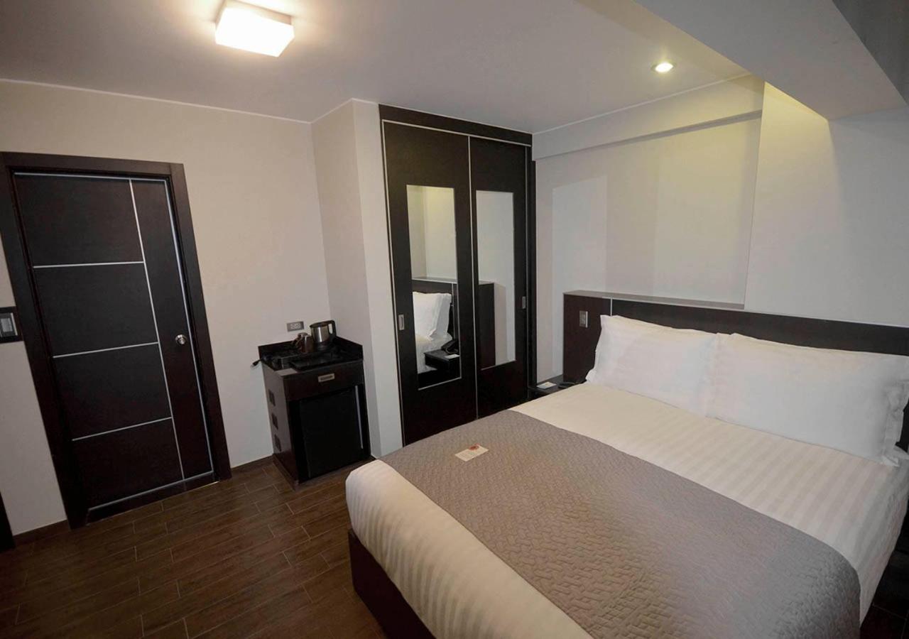 Deluxe Queen Room photo 2