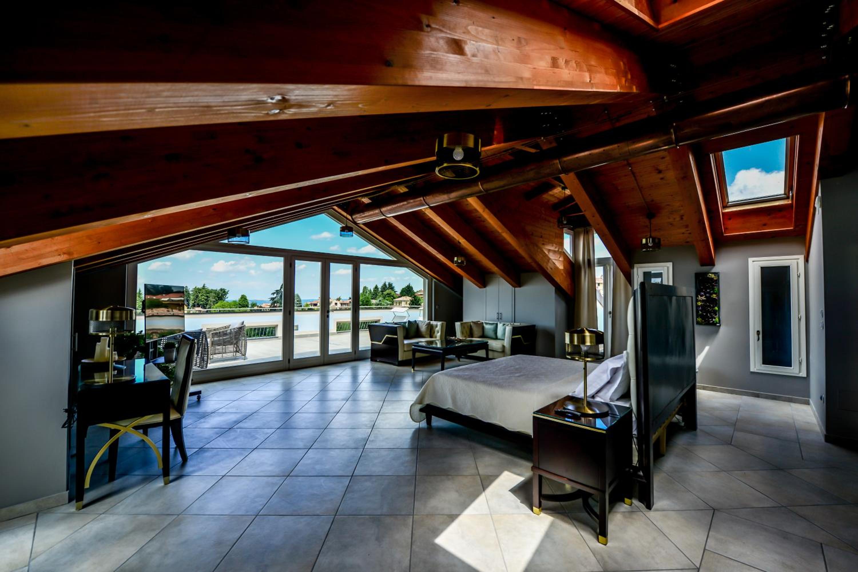 Superior Apartment - Photo 7