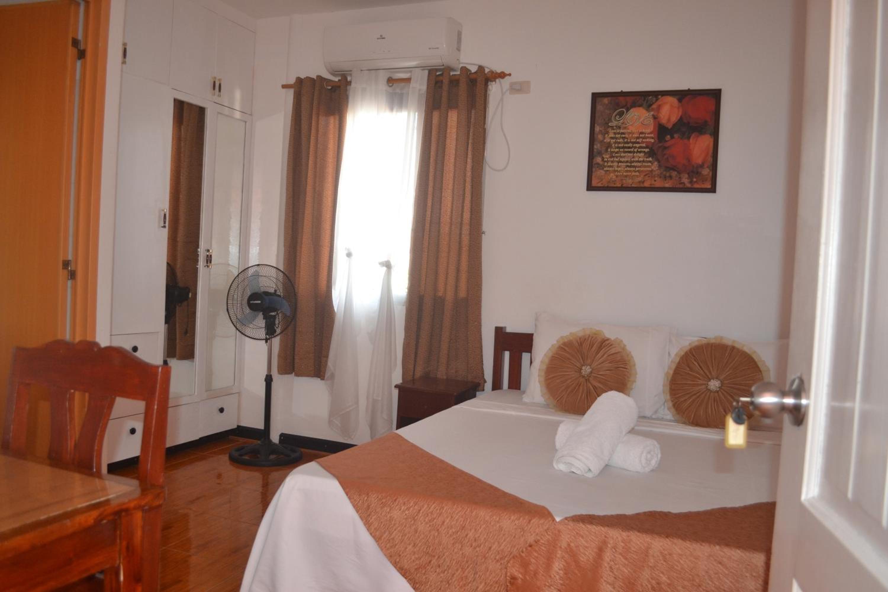 Comfort Double Room with Shower