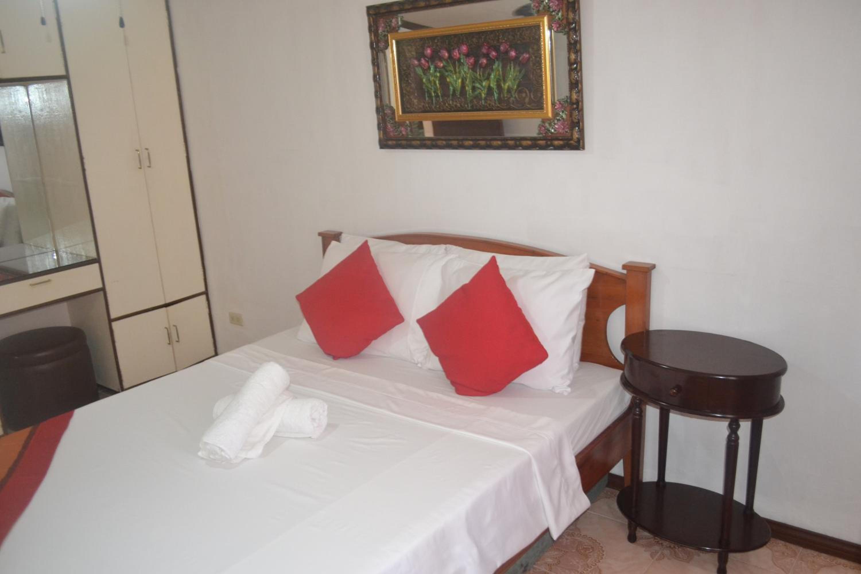 Family Two-Bedroom Apartment with View