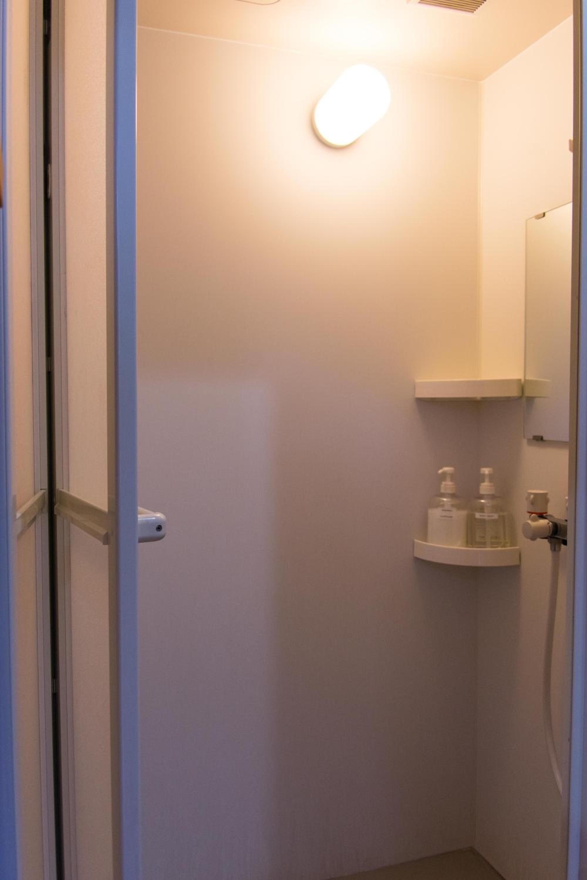 Triple Room with Shared Bathroom photo 3