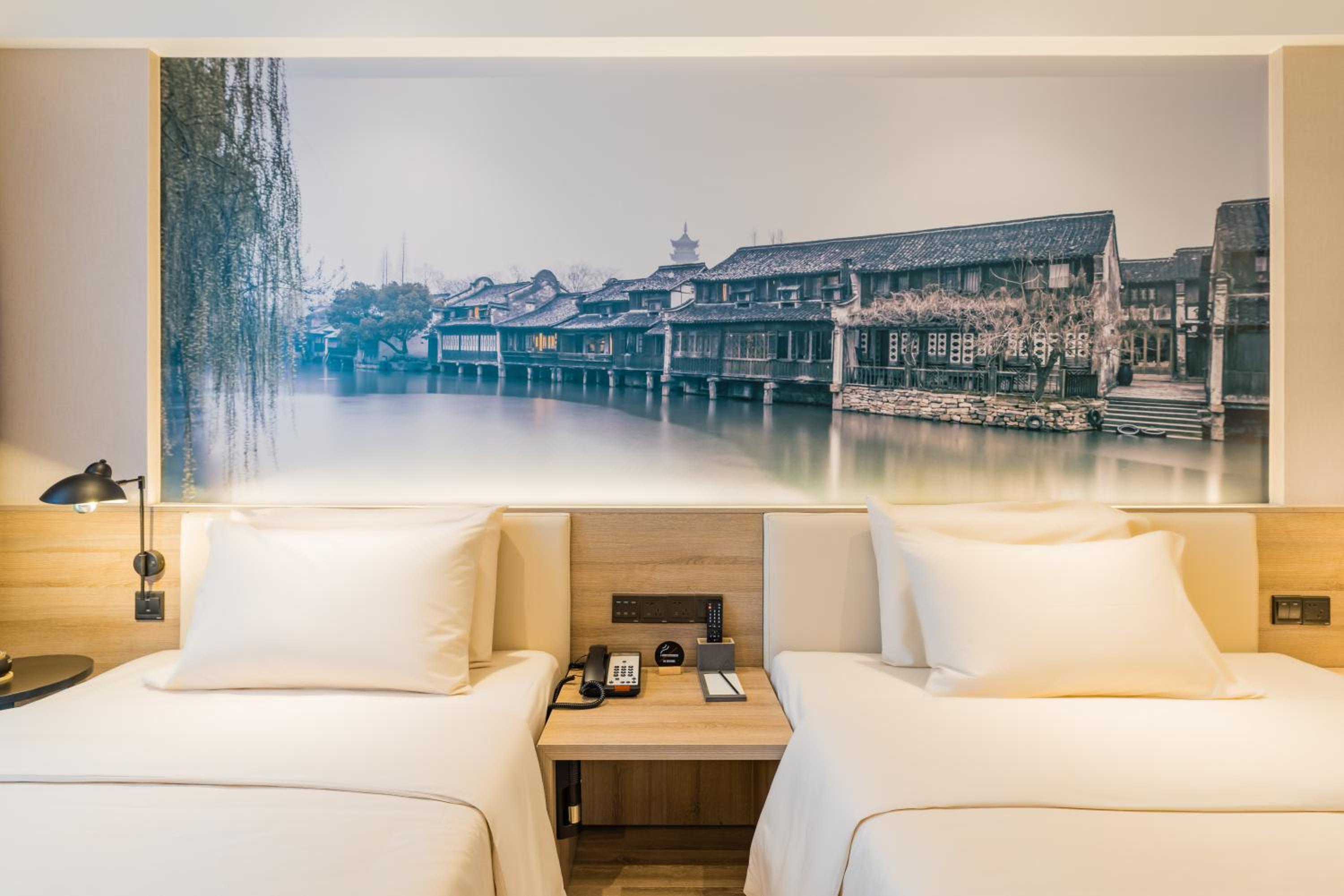 Executive Twin Room - Photo 1