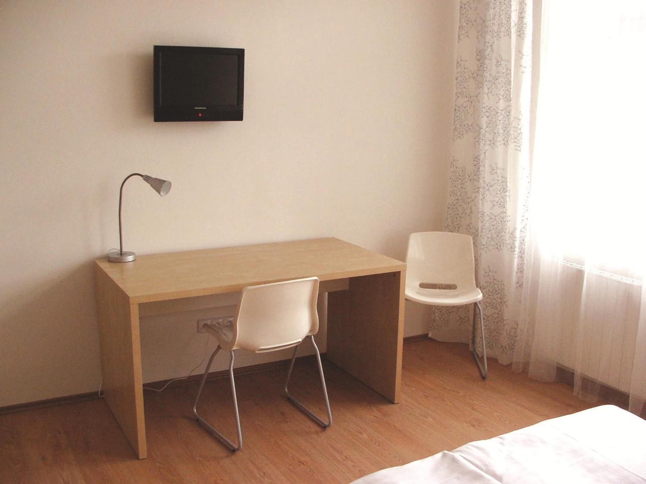Double or Twin Room - Photo 2