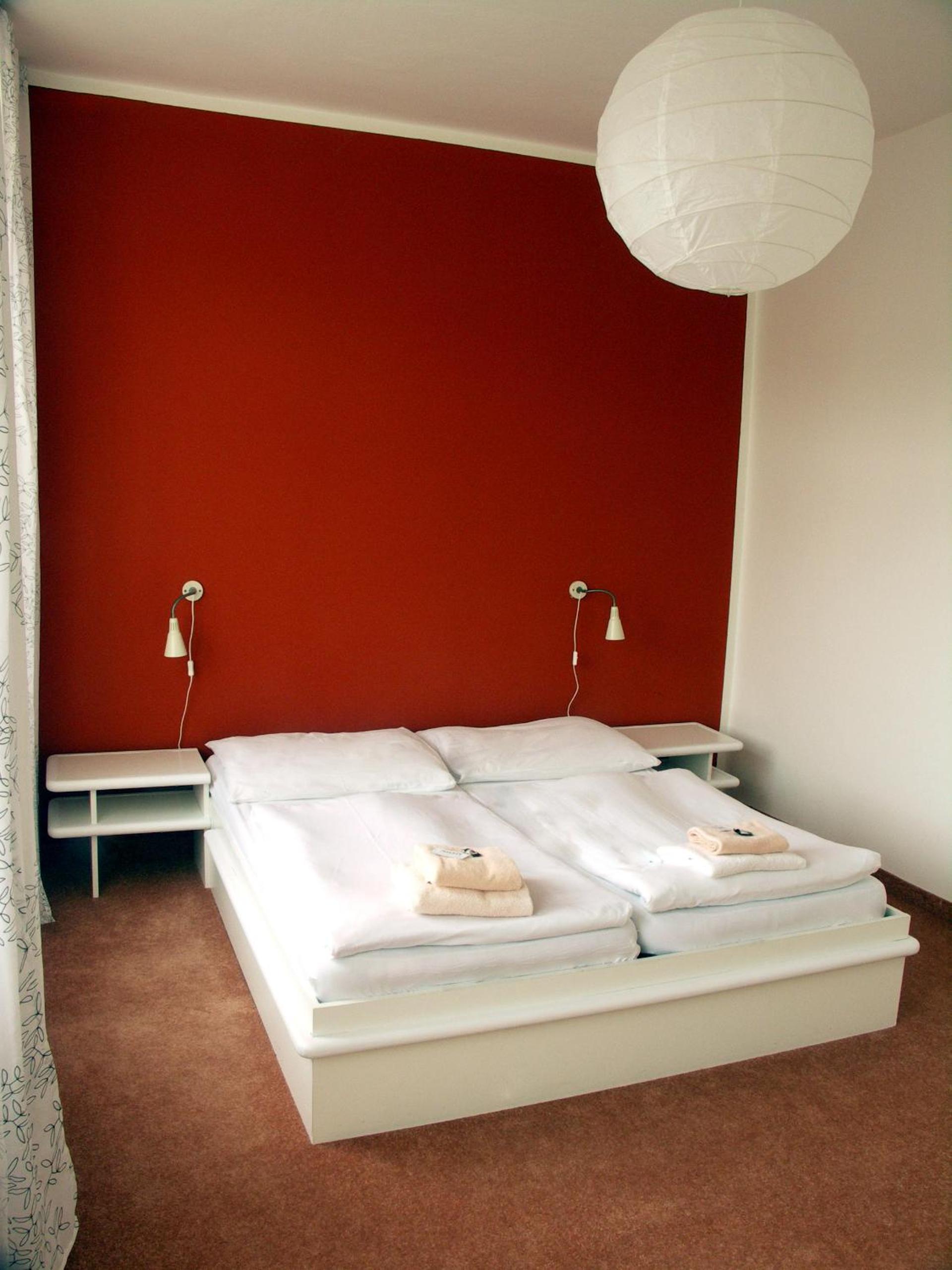 Double or Twin Room - Photo 5