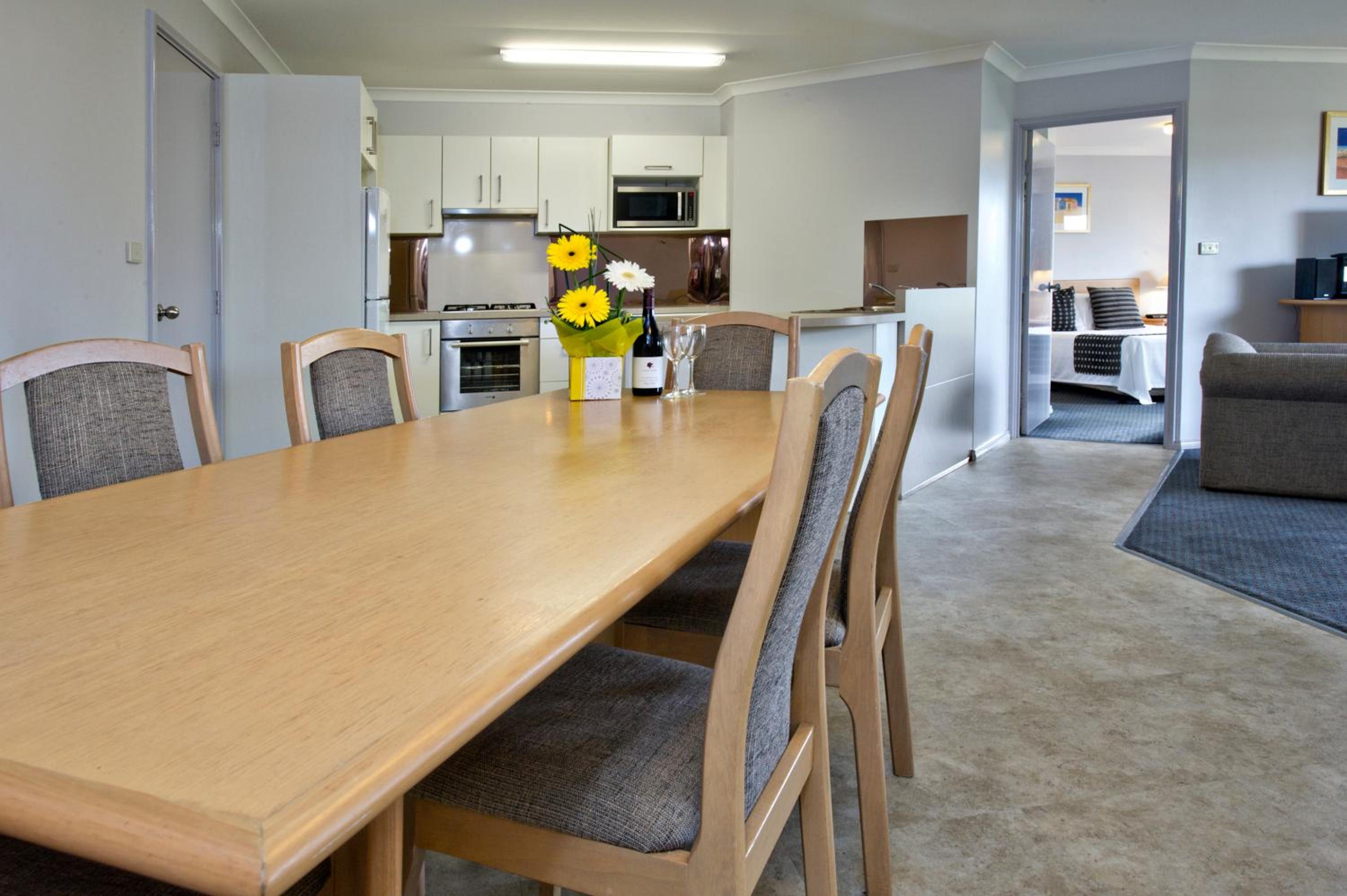 Two-Bedroom Apartment - Photo 8