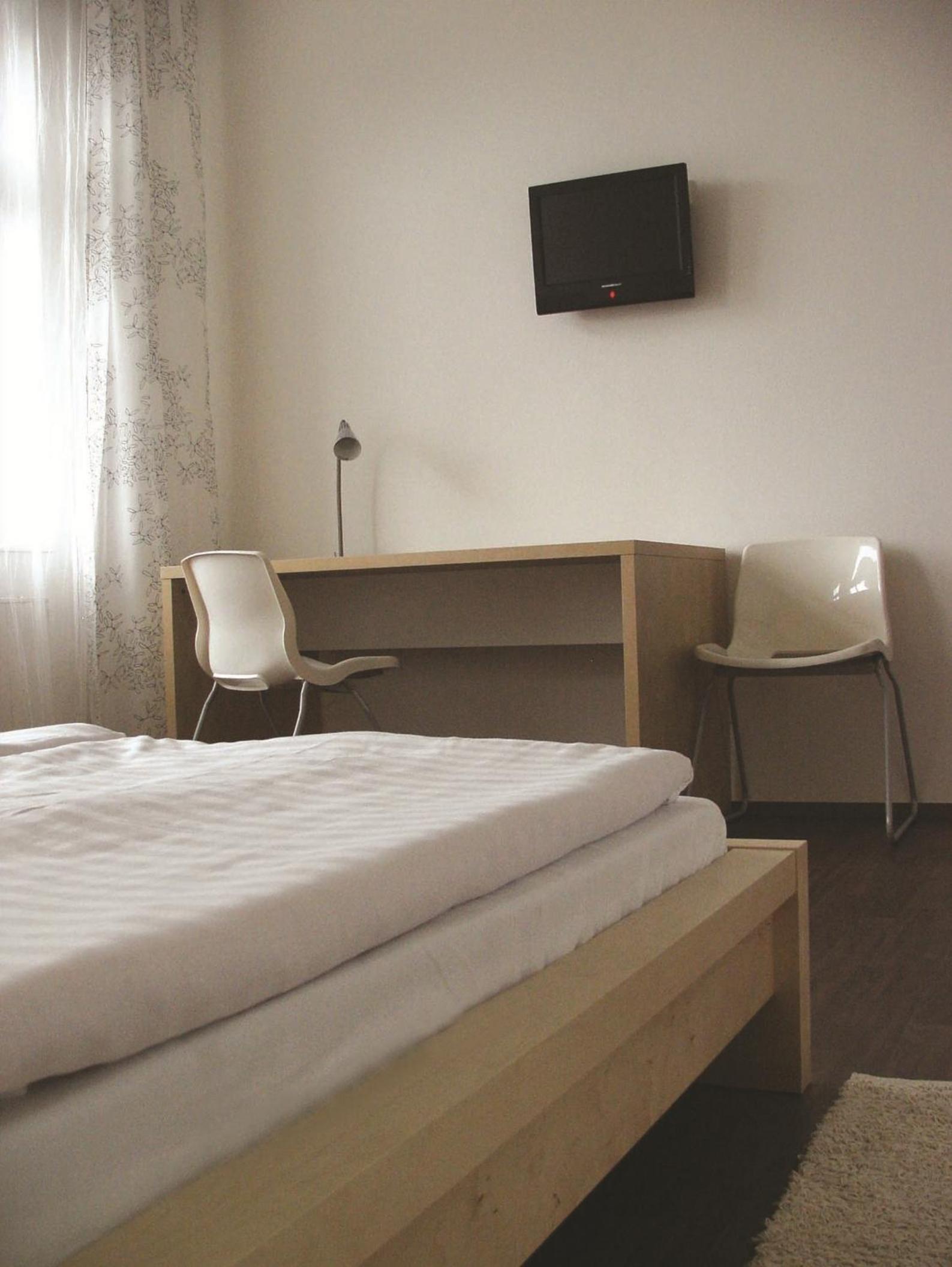 Double or Twin Room - Photo 19